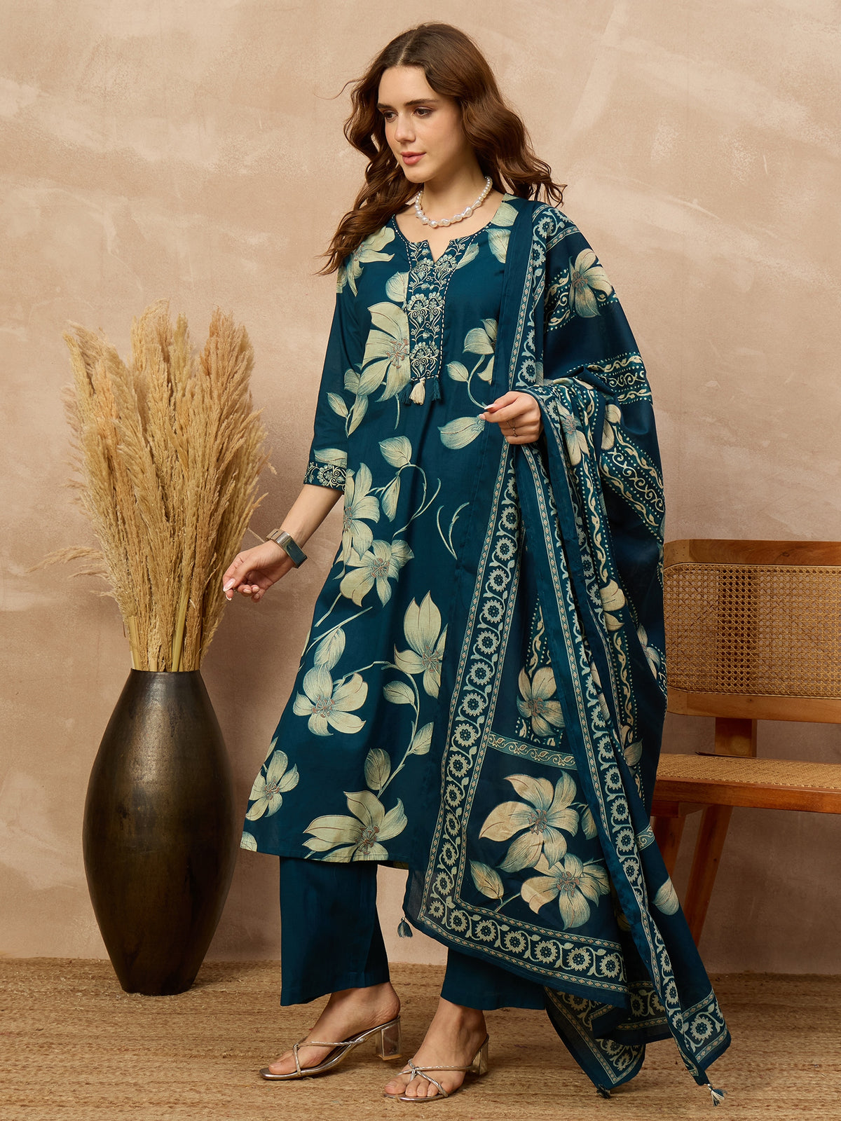 Women Floral Printed Regular Pure Cotton Kurta with Trousers & With Dupatta