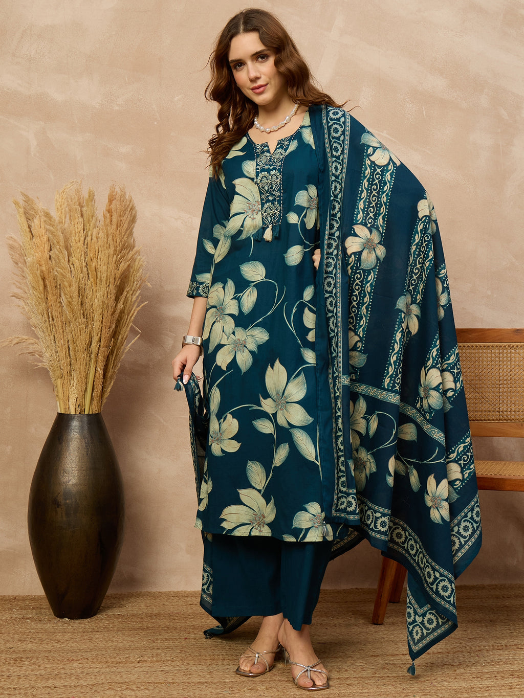 Women Floral Printed Regular Pure Cotton Kurta with Trousers & With Dupatta