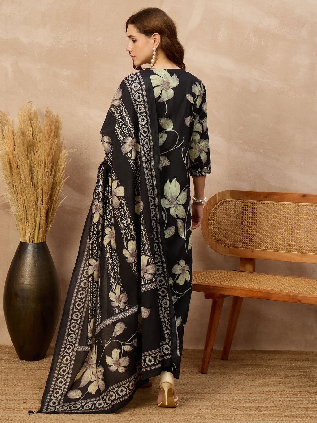 Women Floral Printed Regular Thread Work Pure Cotton Kurta with Palazzos & With Dupatta