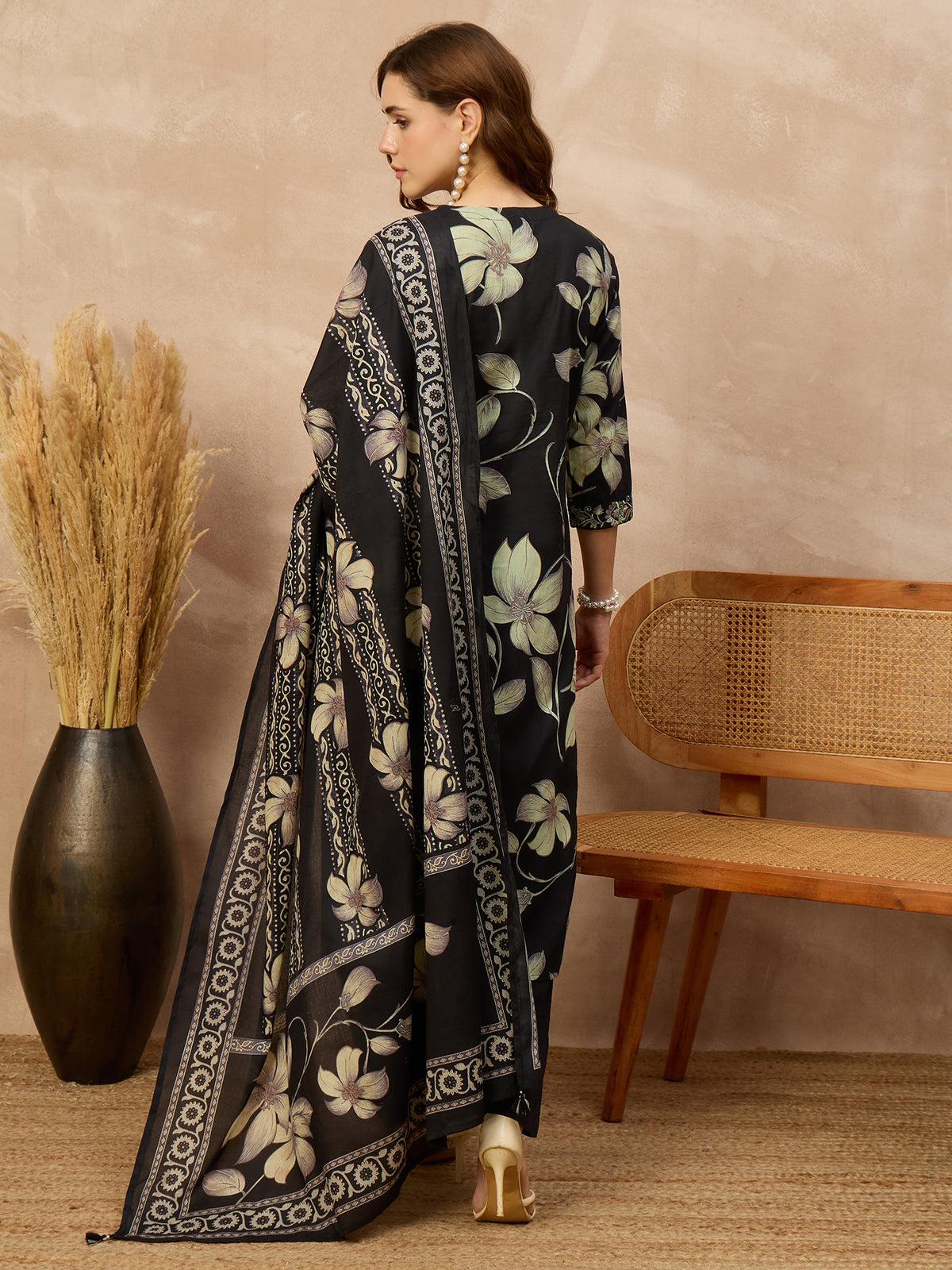 Women Floral Printed Regular Thread Work Pure Cotton Kurta with Palazzos & With Dupatta