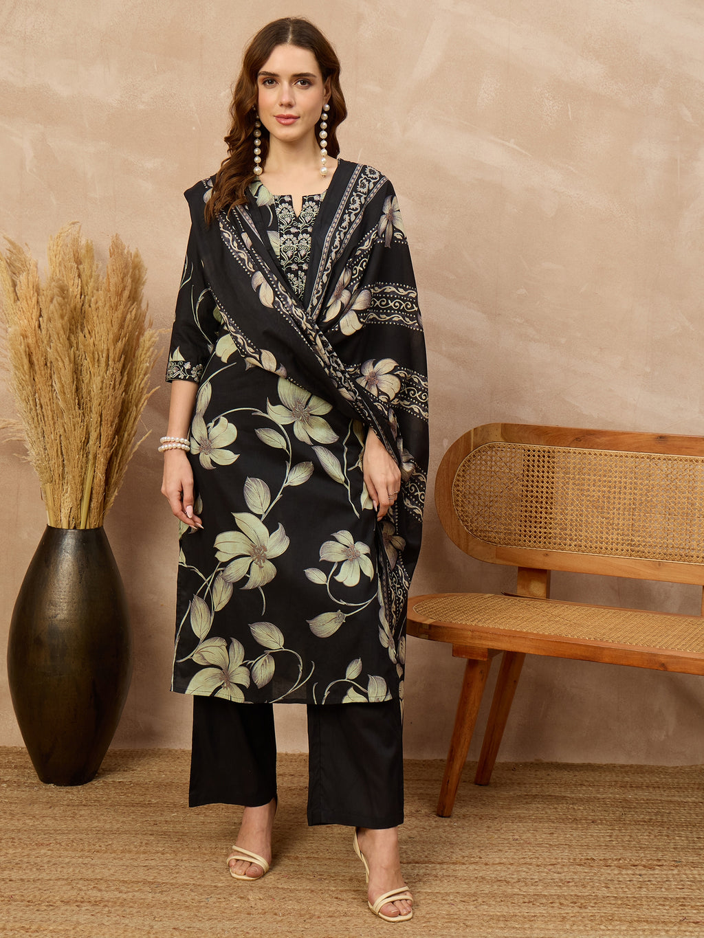 Women Floral Printed Regular Thread Work Pure Cotton Kurta with Palazzos & With Dupatta