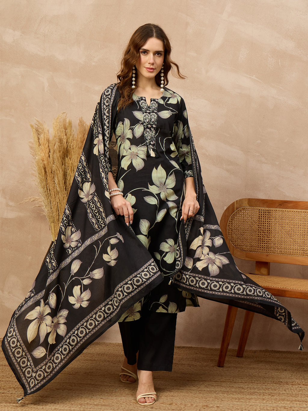 Women Floral Printed Regular Thread Work Pure Cotton Kurta with Palazzos & With Dupatta