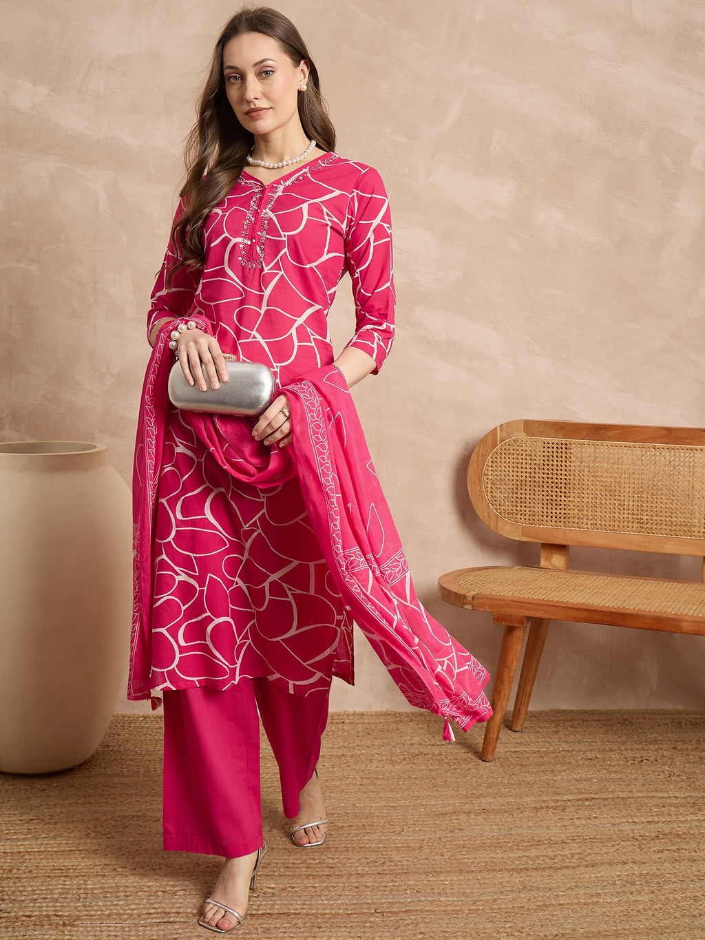 Women Printed Regular Thread Work Pure Cotton Kurta with Trousers & With Dupatta