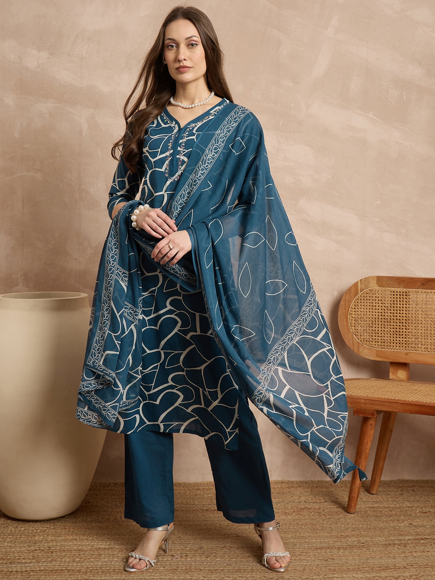 Women Printed Regular Thread Work Pure Cotton Kurta with Palazzos & With Dupatta