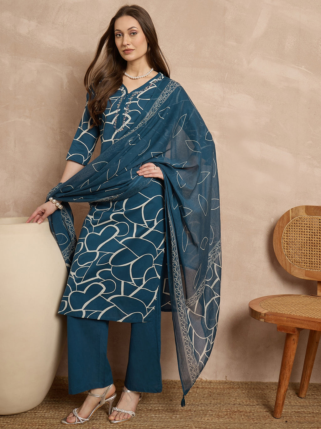 Women Printed Regular Thread Work Pure Cotton Kurta with Palazzos & With Dupatta
