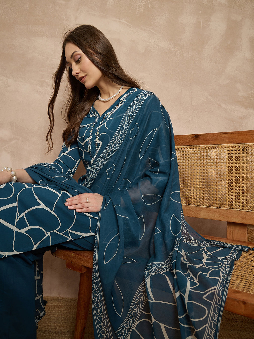 Women Printed Regular Thread Work Pure Cotton Kurta with Palazzos & With Dupatta