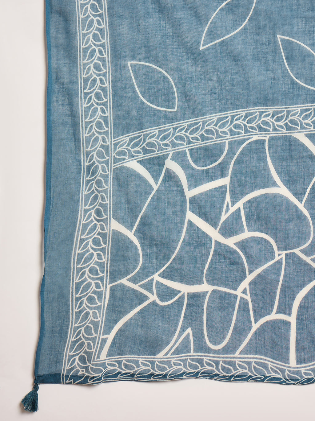 Women Printed Regular Thread Work Pure Cotton Kurta with Palazzos & With Dupatta