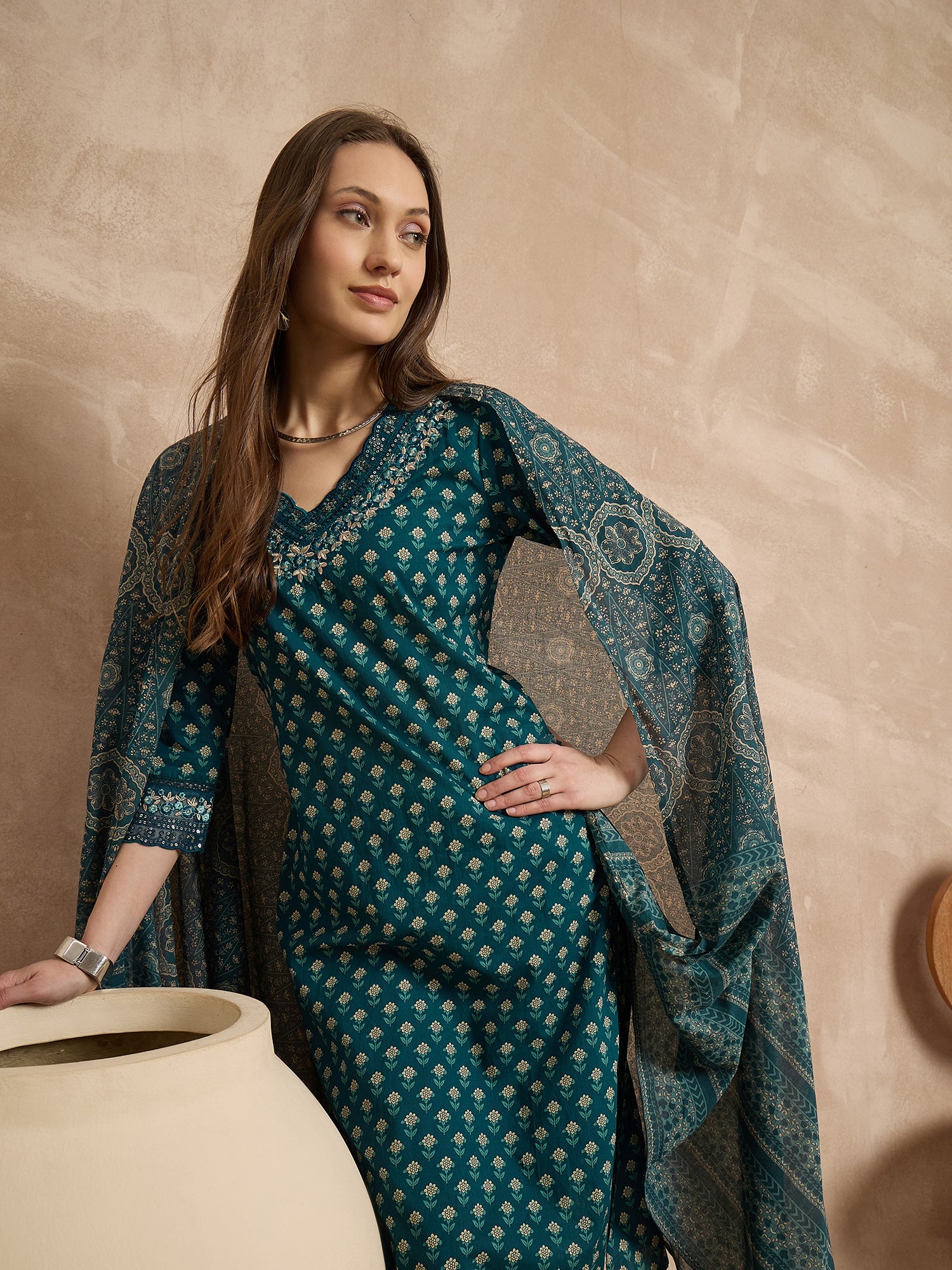 Women Ethnic Motifs Printed Regular Pure Cotton Kurta with Trousers & With Dupatta