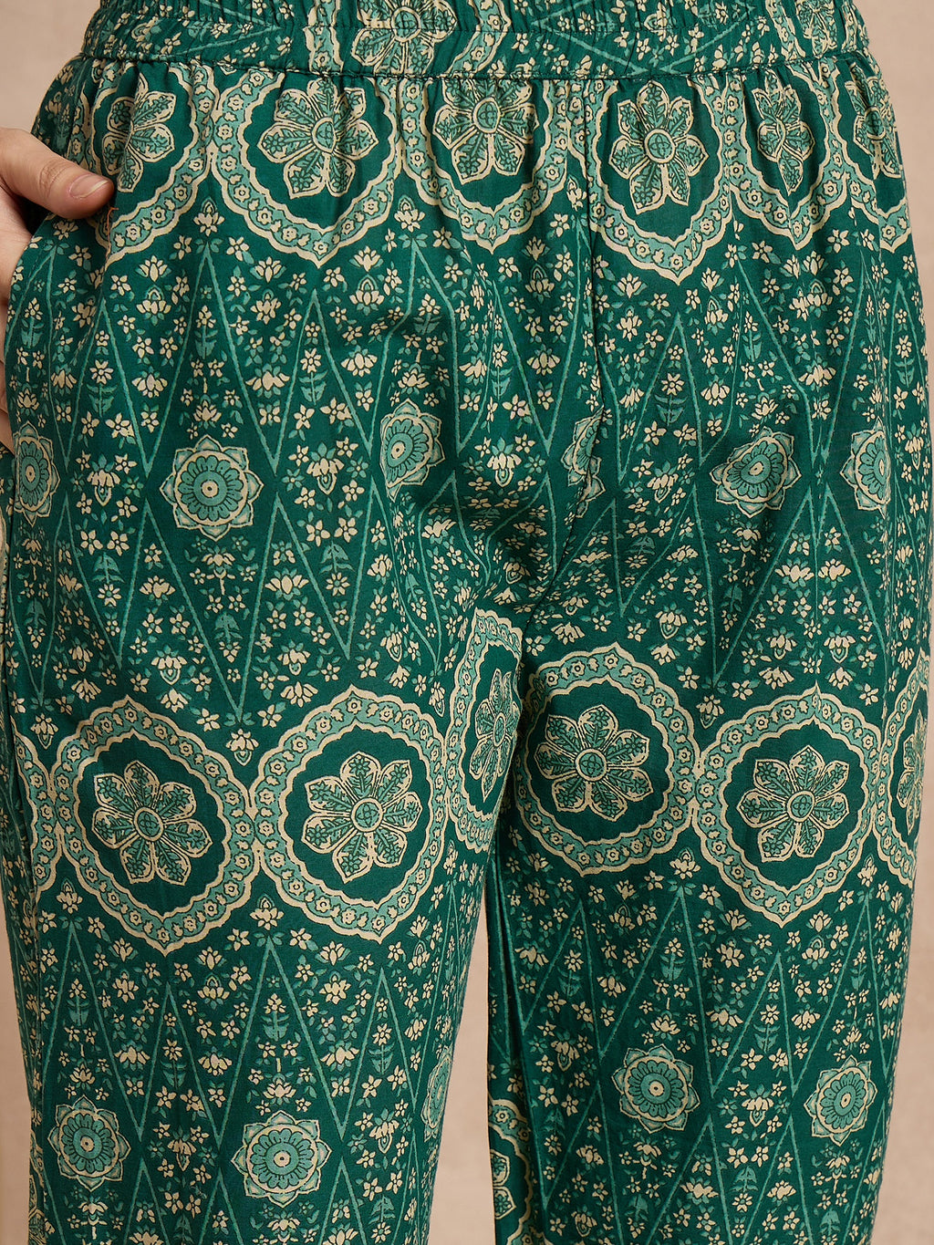 Women Ethnic Motifs Printed Regular Thread Work Pure Cotton Kurta with Trousers & With Dupatta