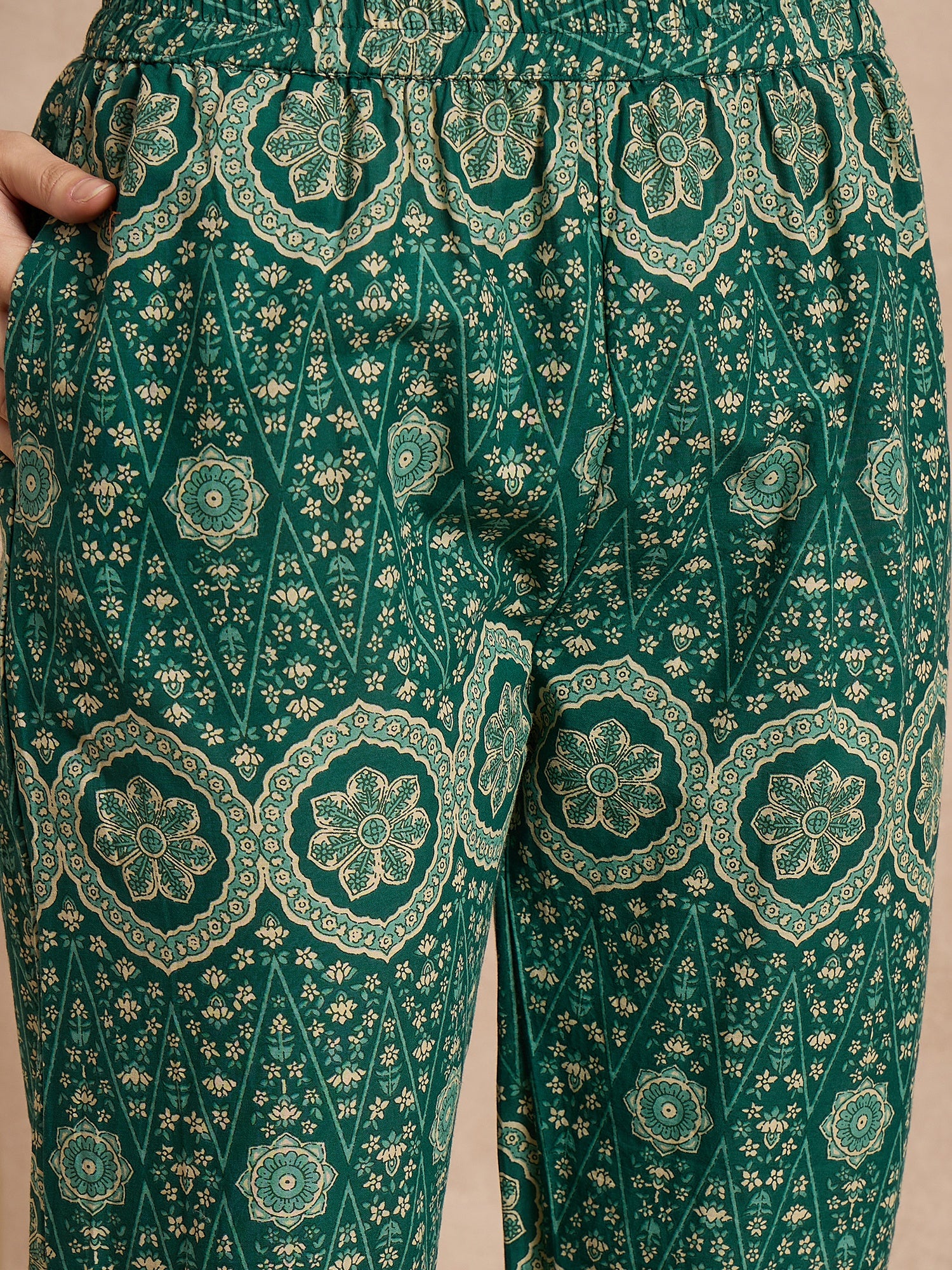 Women Ethnic Motifs Printed Regular Thread Work Pure Cotton Kurta with Trousers & With Dupatta