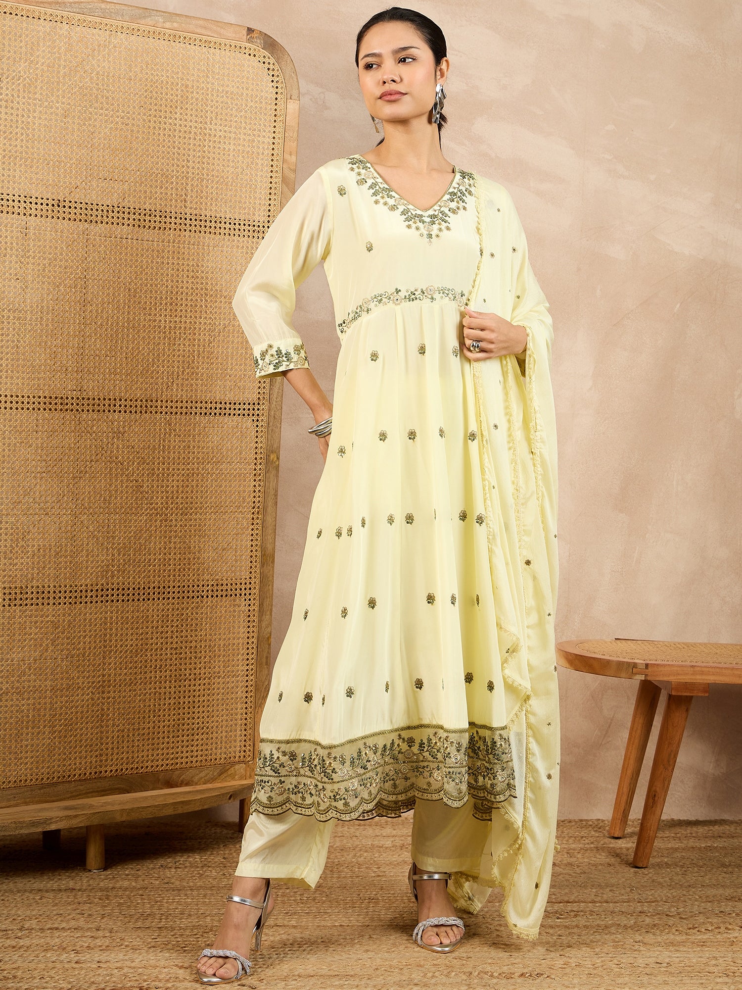 Women Floral Embroidered Empire Beads and Stones Silk Crepe Kurta with Trousers & With Dupatta