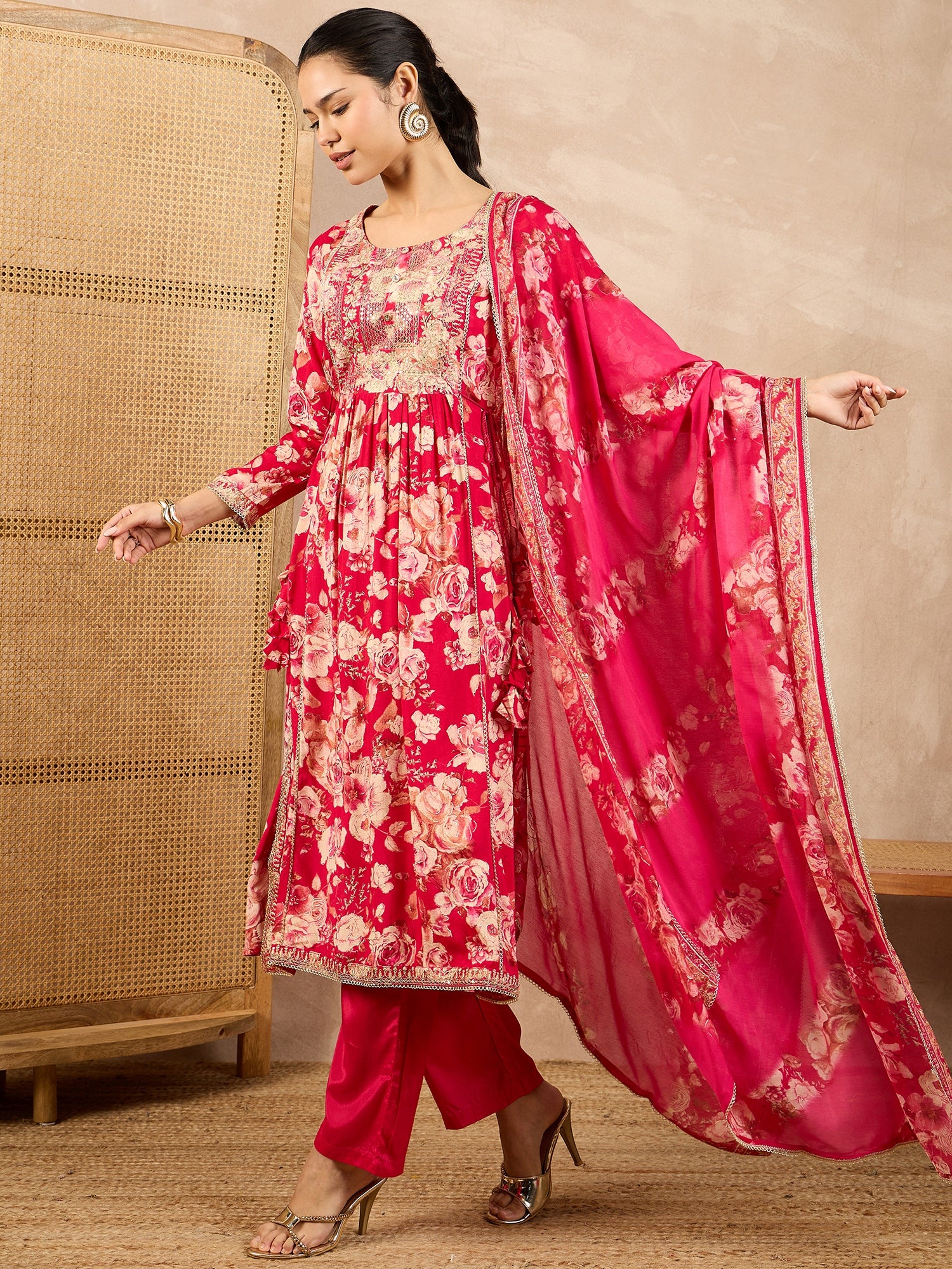 Women Floral Printed High Slit Beads and Stones Raw Silk Kurta with Trousers & With Dupatta