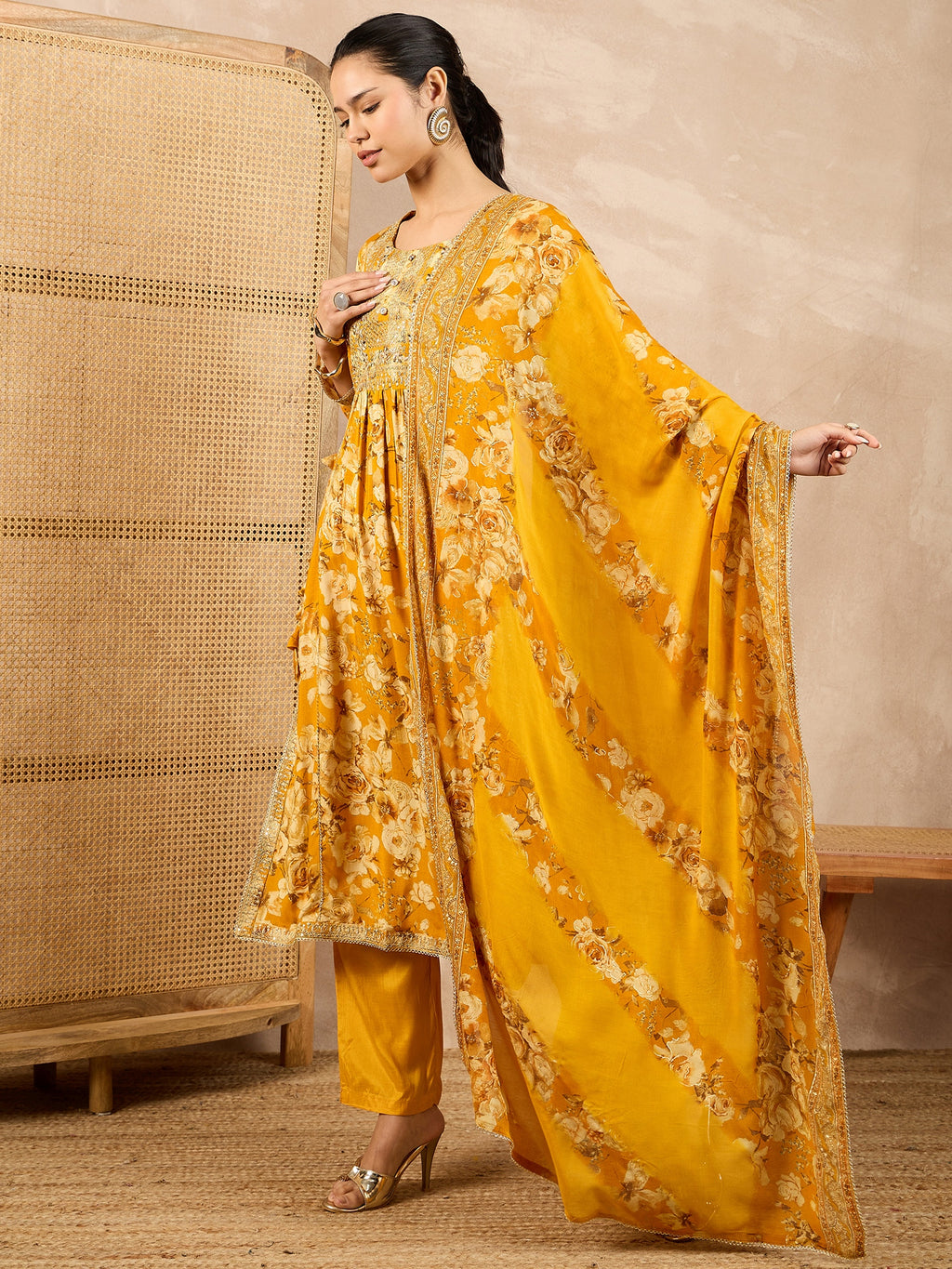 Women Floral Printed High Slit Beads and Stones Raw Silk Kurta with Trousers & With Dupatta