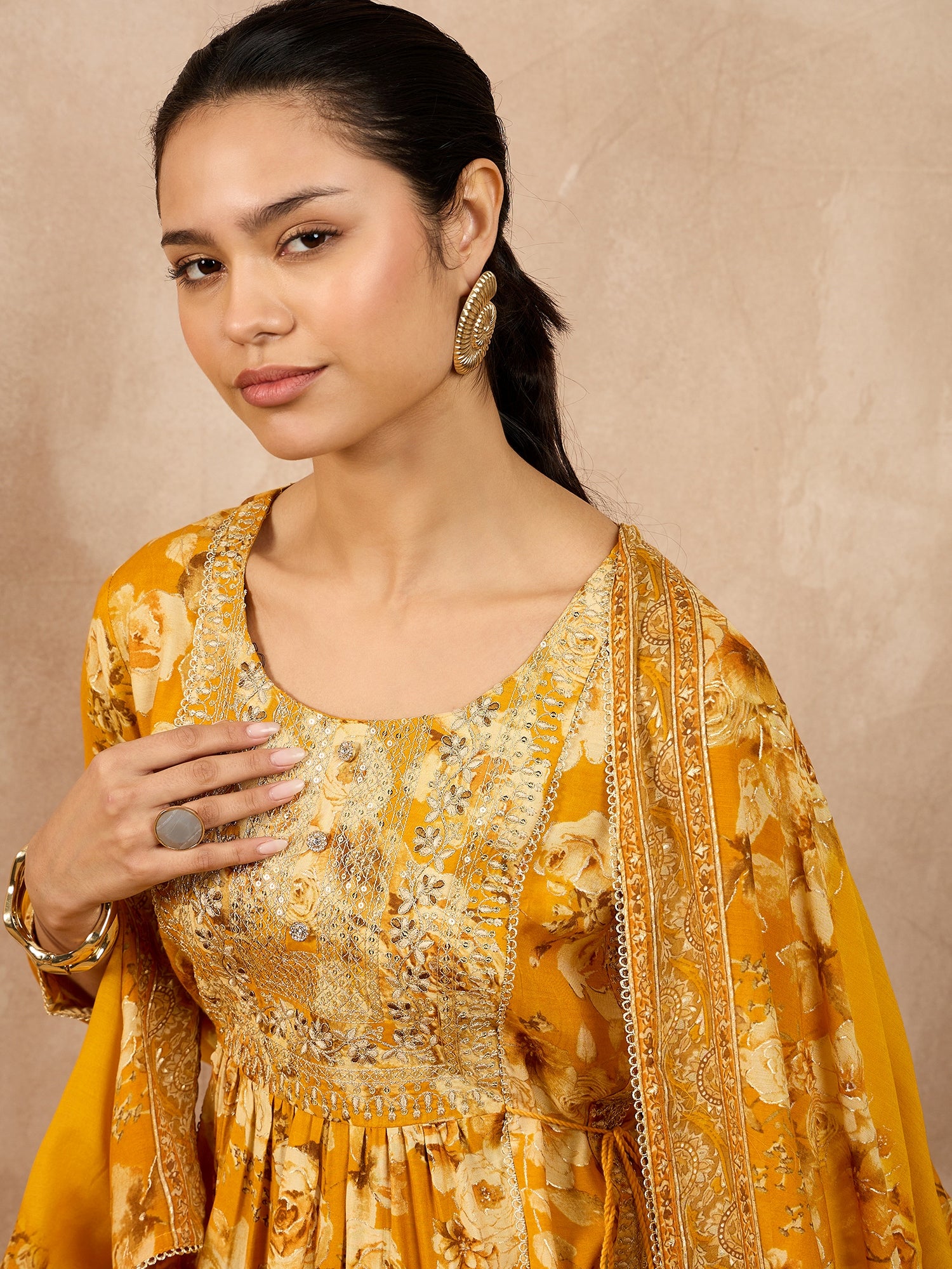 Women Floral Printed High Slit Beads and Stones Raw Silk Kurta with Trousers & With Dupatta