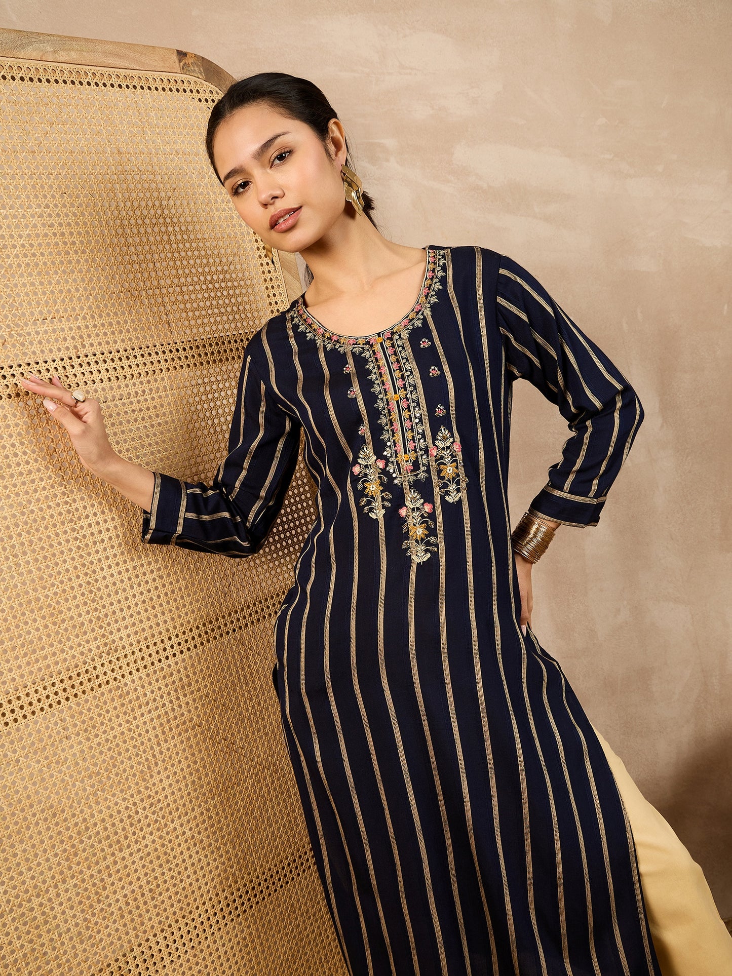 Striped V-Neck Thread Work Straight Kurta