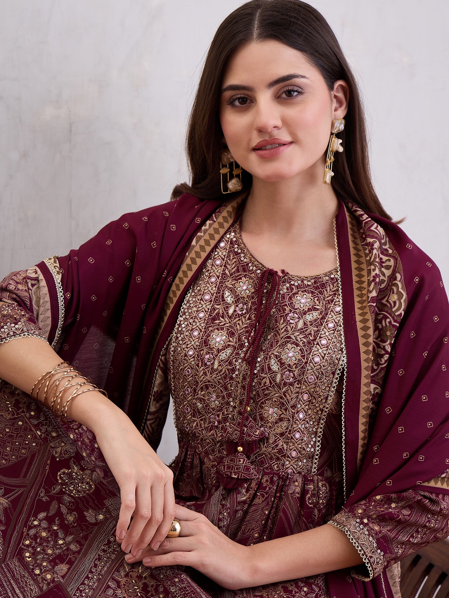 Women Floral Embroidered Kurti with Trousers & Dupatta