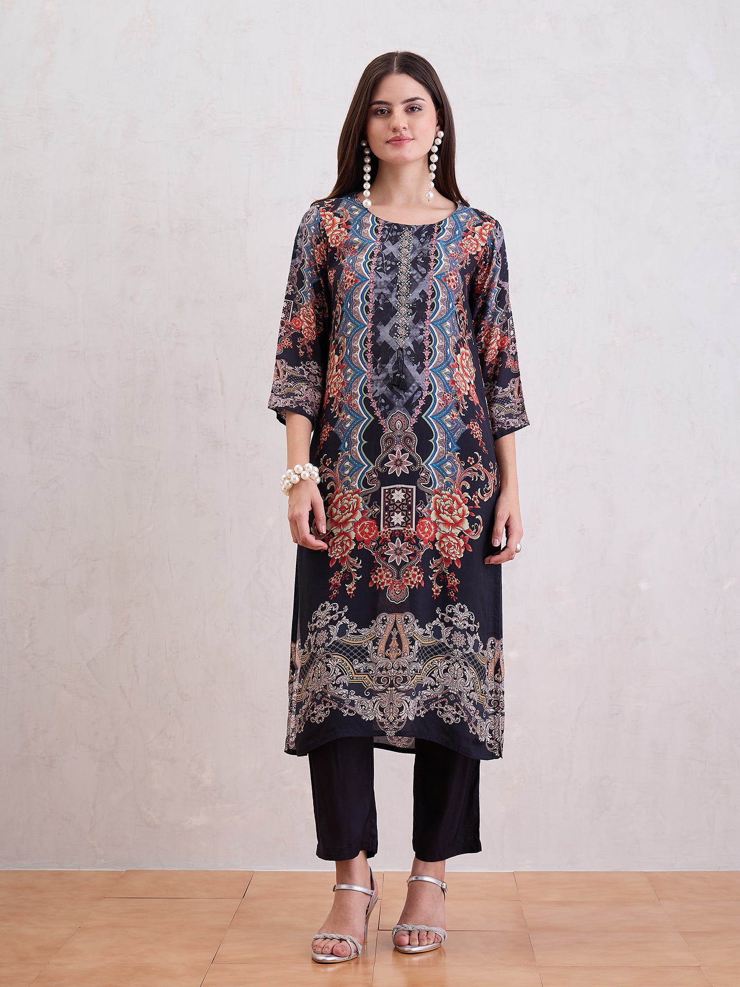 WOMEN STRAIGHT KURTA SET