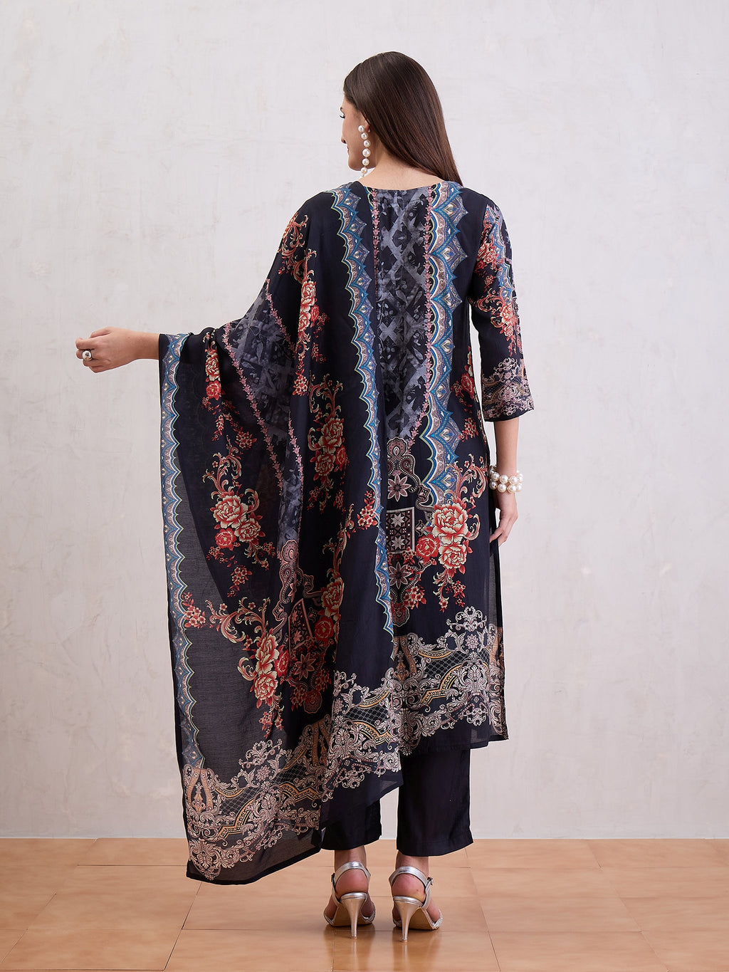 WOMEN STRAIGHT KURTA SET