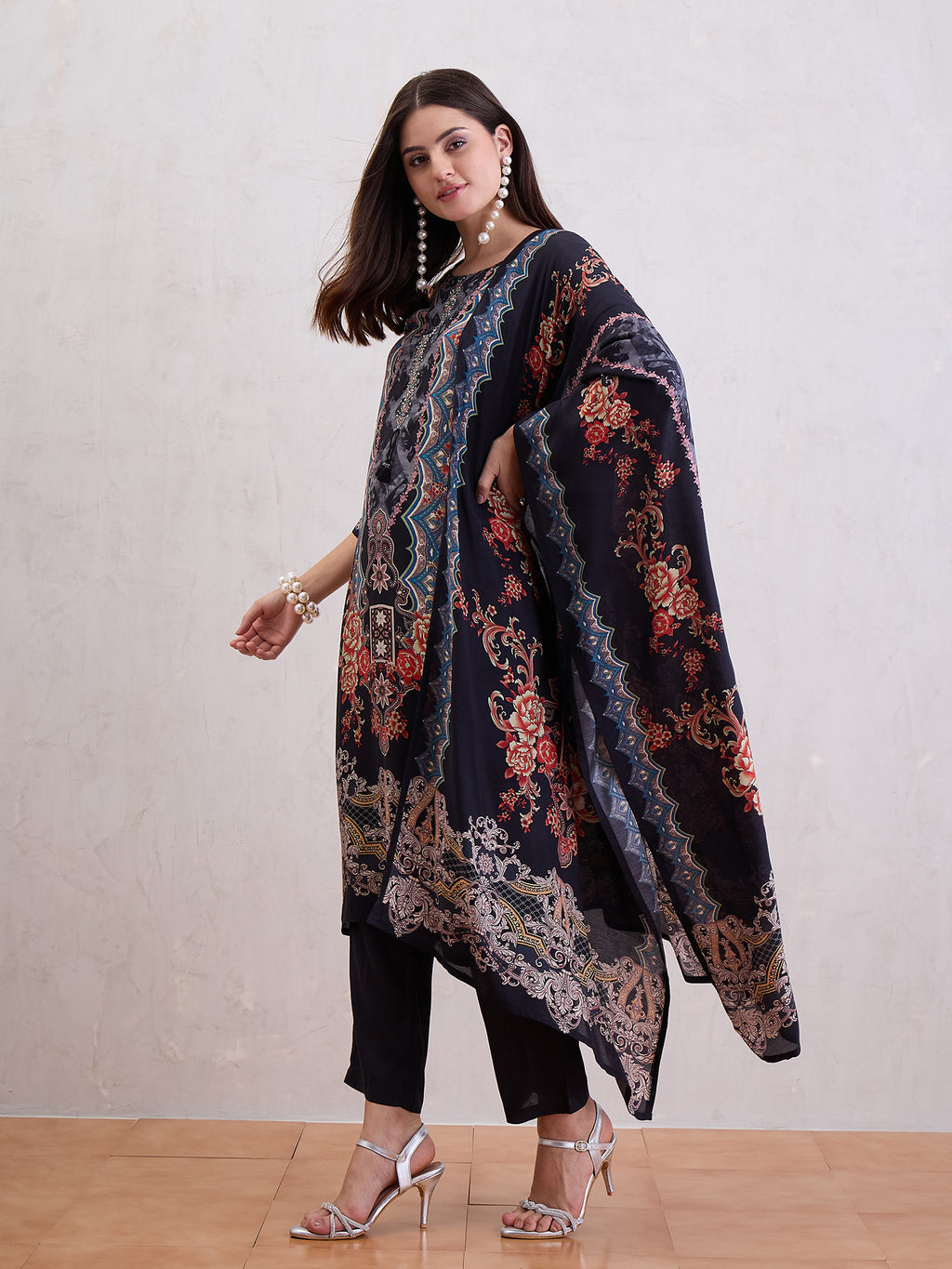 WOMEN STRAIGHT KURTA SET