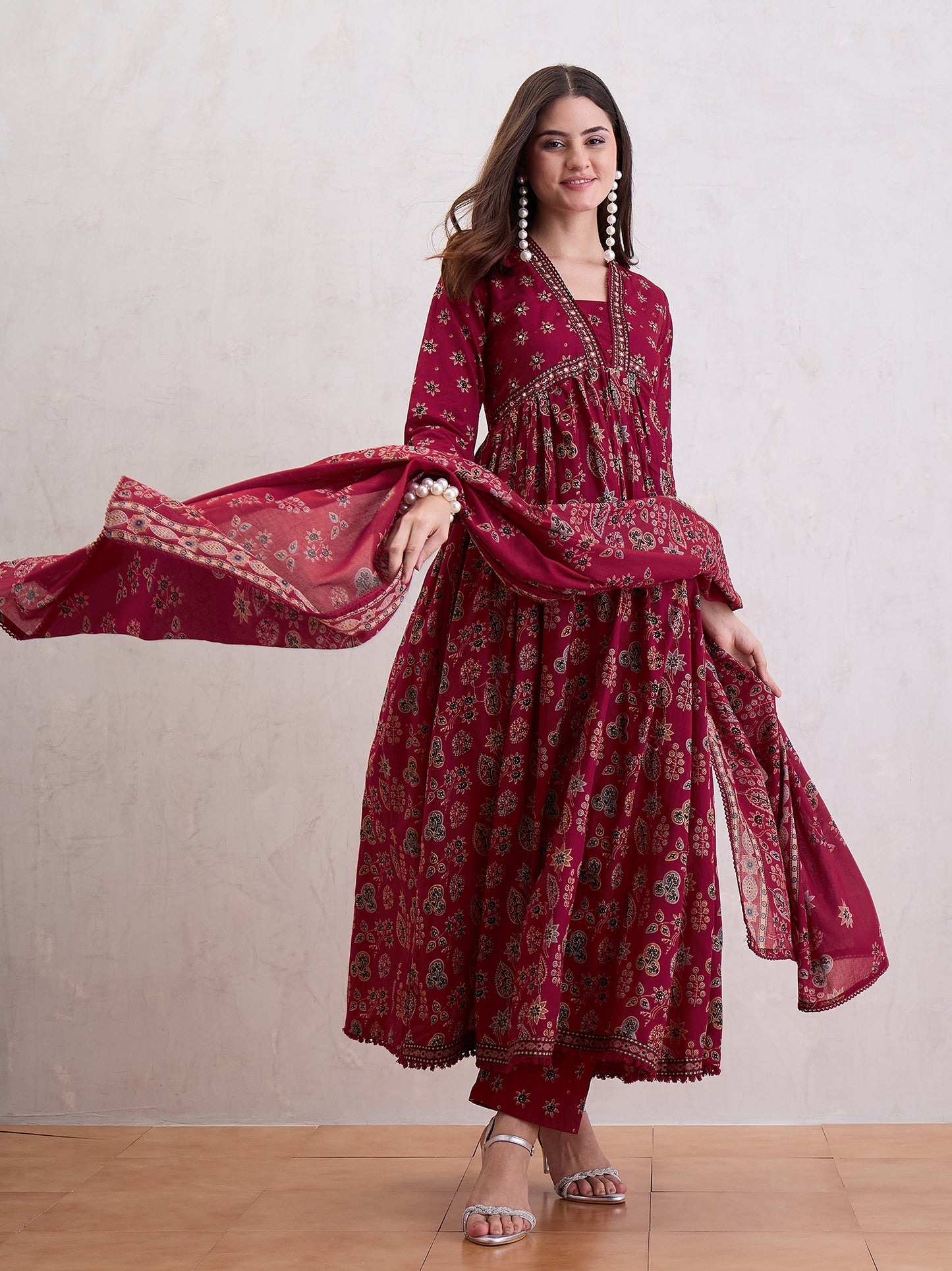 Women Anarkali Kurta Set