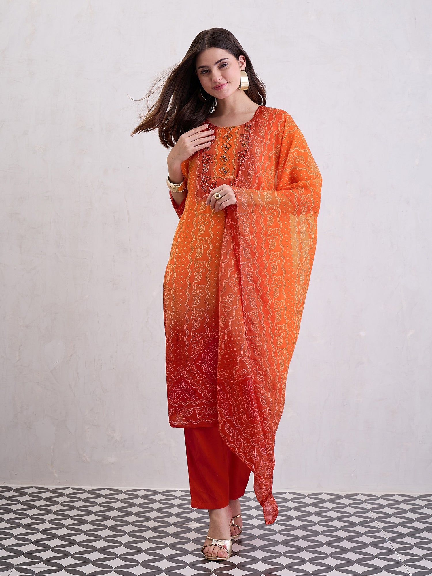 Women Natural Crepe Kurta Set