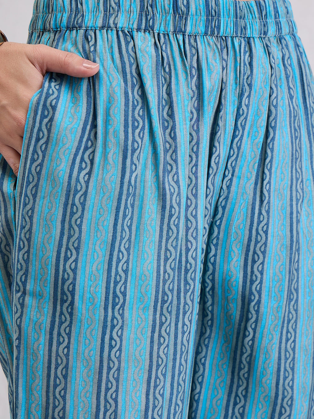 Women High Slit Chanderi Silk Kurta Set