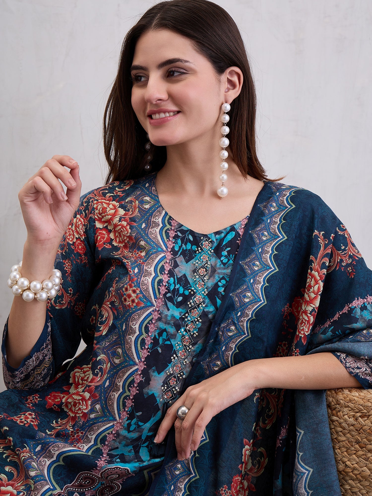 Women WOMEN STRAIGHT KURTA SET