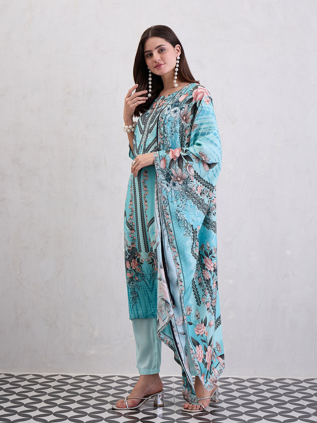 Women Straight Kurta Set