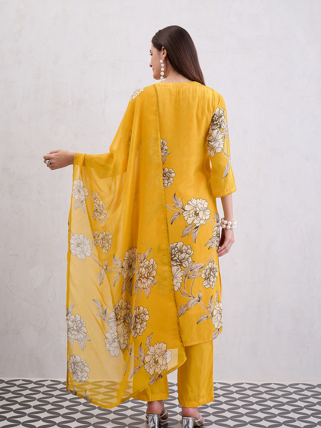 WOMEN NATURAL CREPE KURTA SET