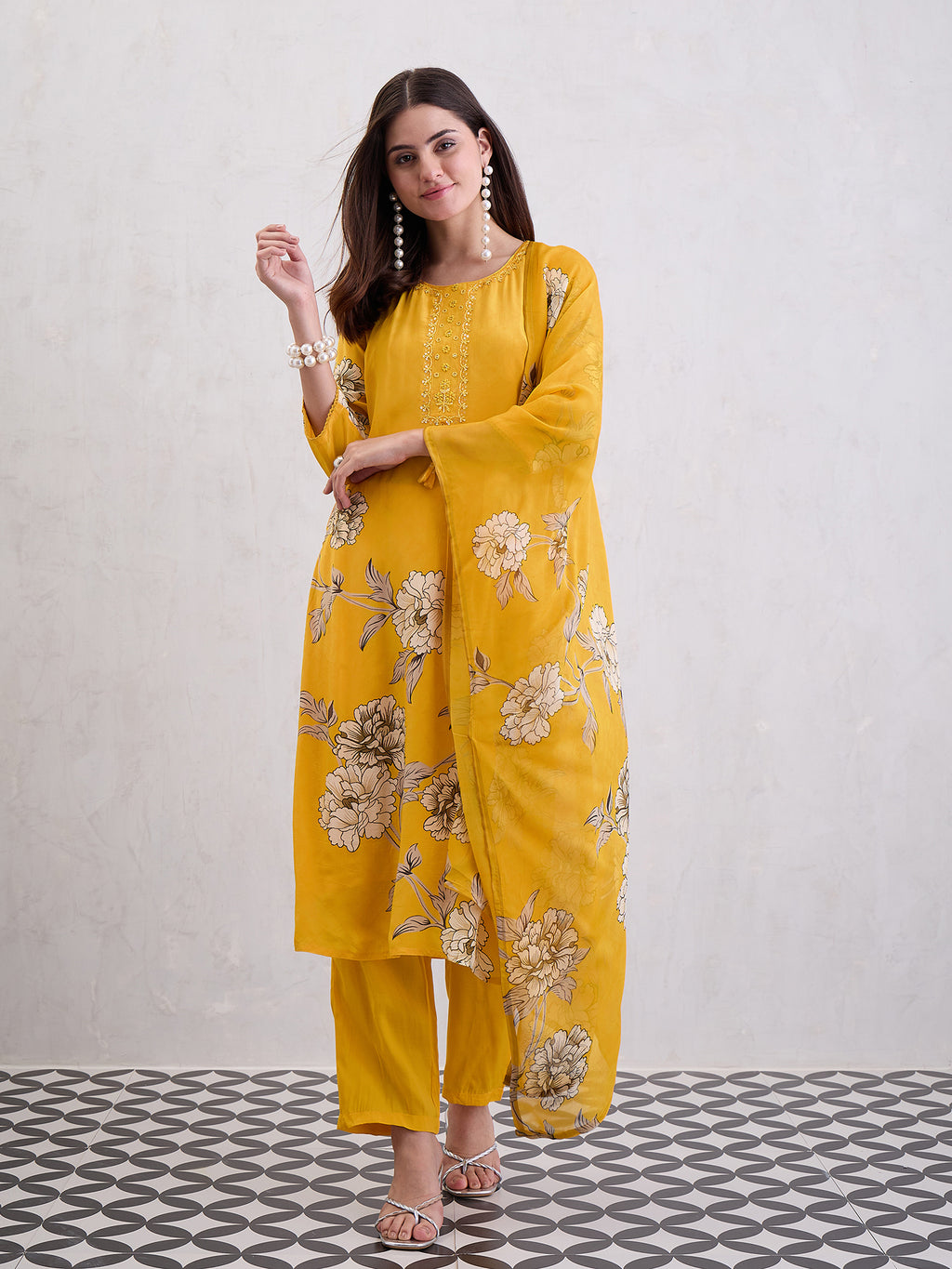 WOMEN NATURAL CREPE KURTA SET