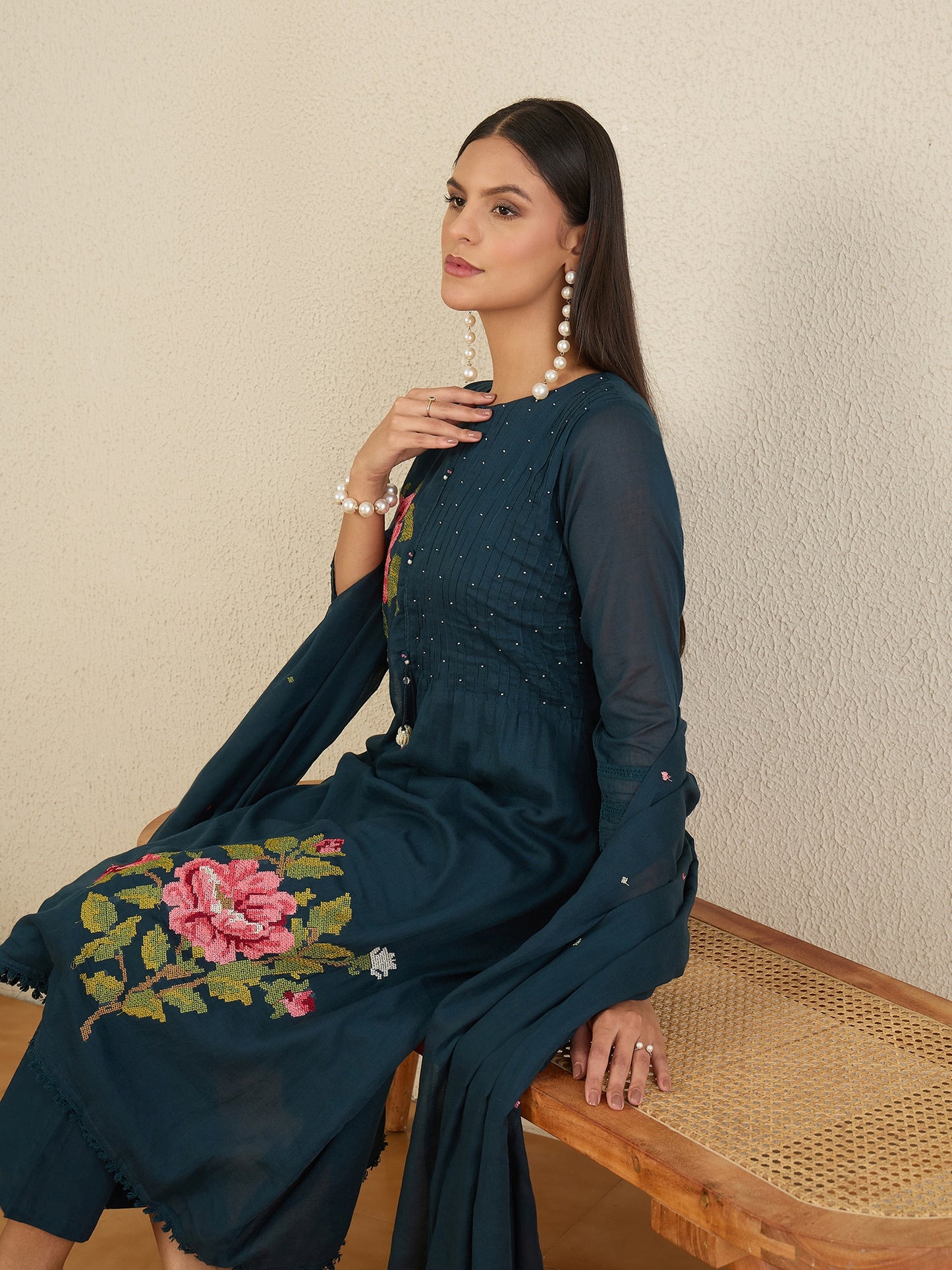 Women Floral Embroidered Pleated Thread Work Kurta with Trousers & With Dupatta