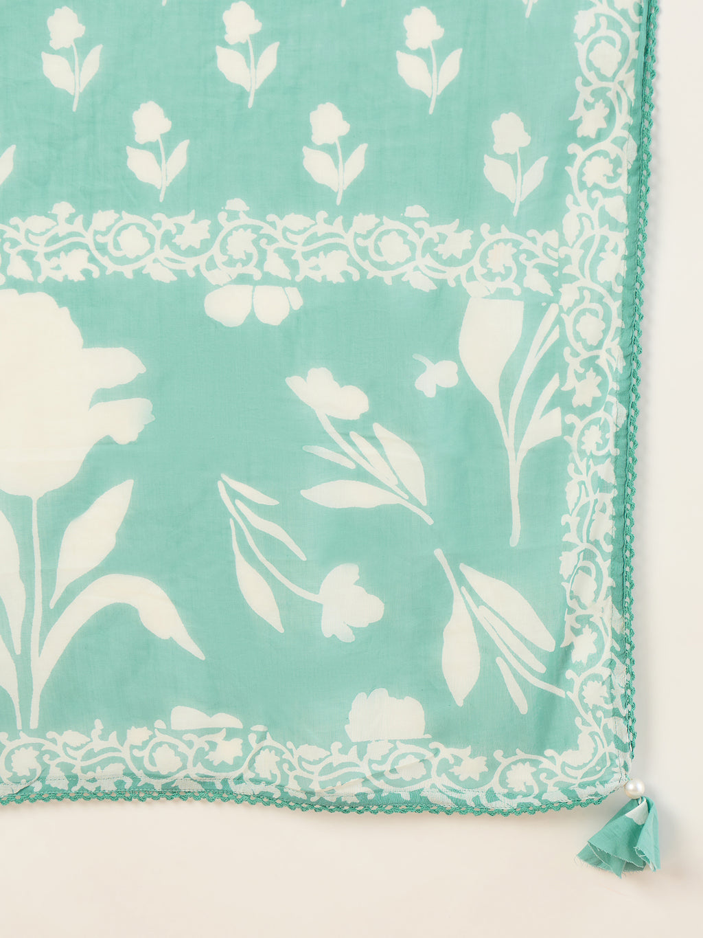 Women Floral Printed Regular Thread Work Pure Cotton Kurta with Trousers & With Dupatta