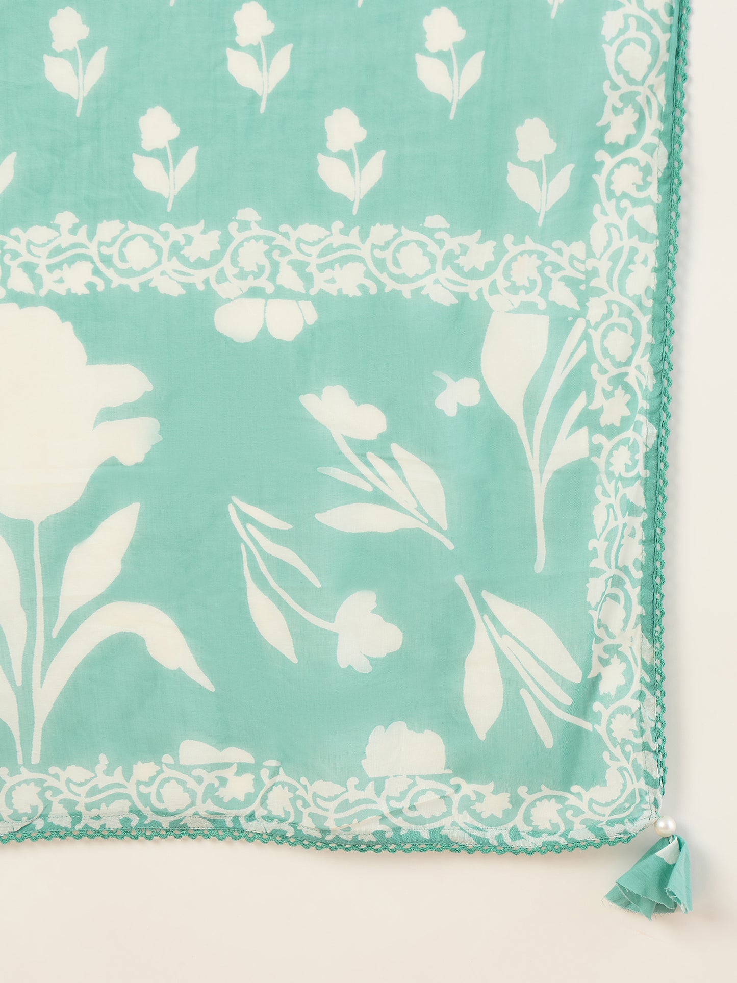 Women Floral Printed Regular Thread Work Pure Cotton Kurta with Trousers & With Dupatta