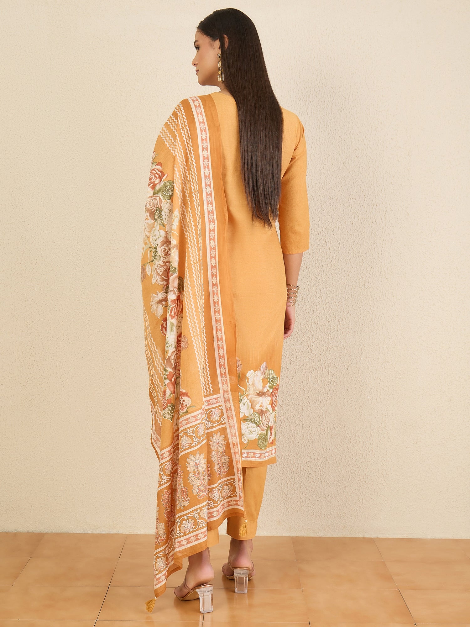 Women Floral Printed Regular Thread Work Pure Cotton Kurta with Trousers & With Dupatta