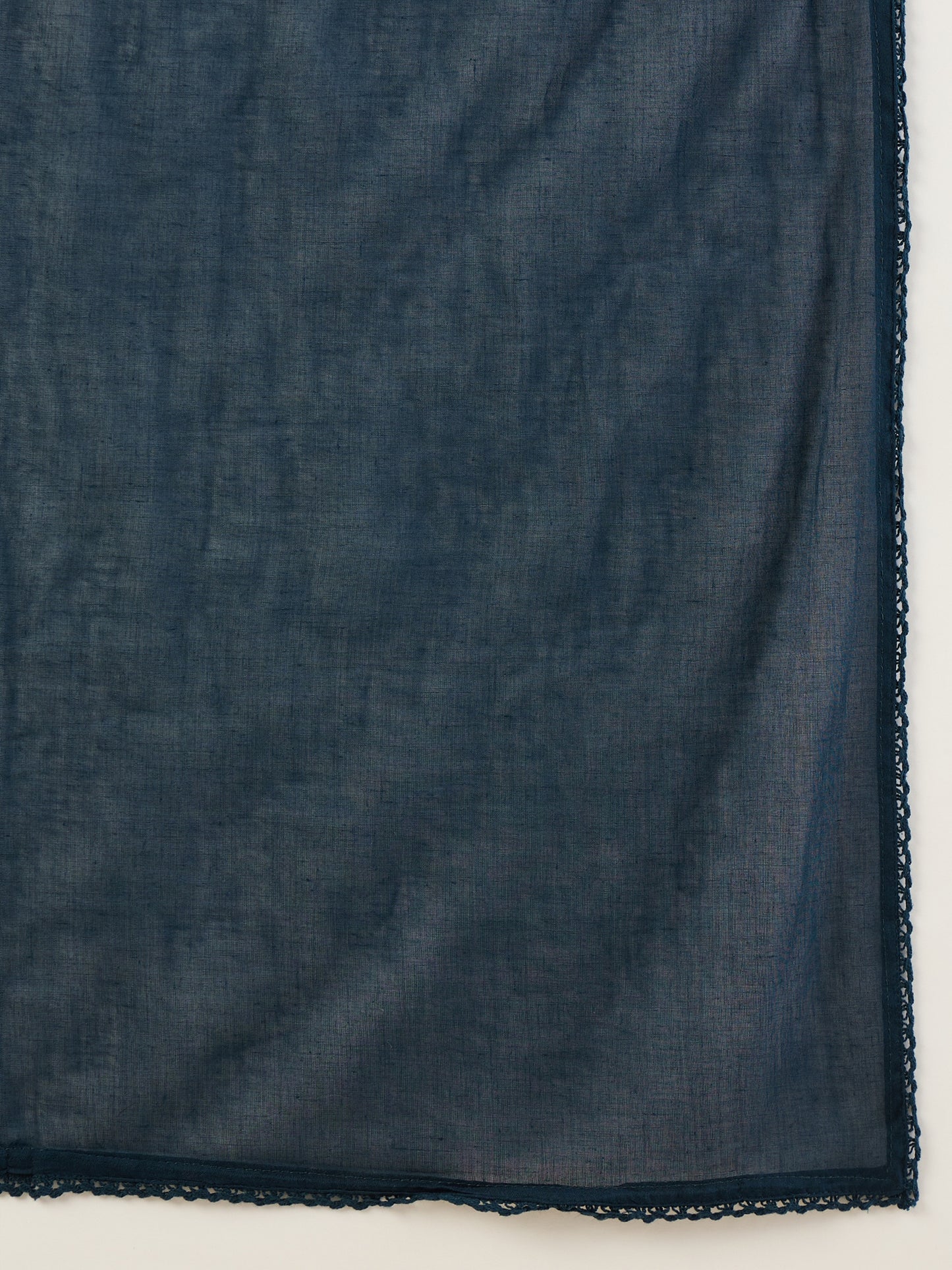 Women Floral Printed Regular Kurta with Trousers & With Dupatta