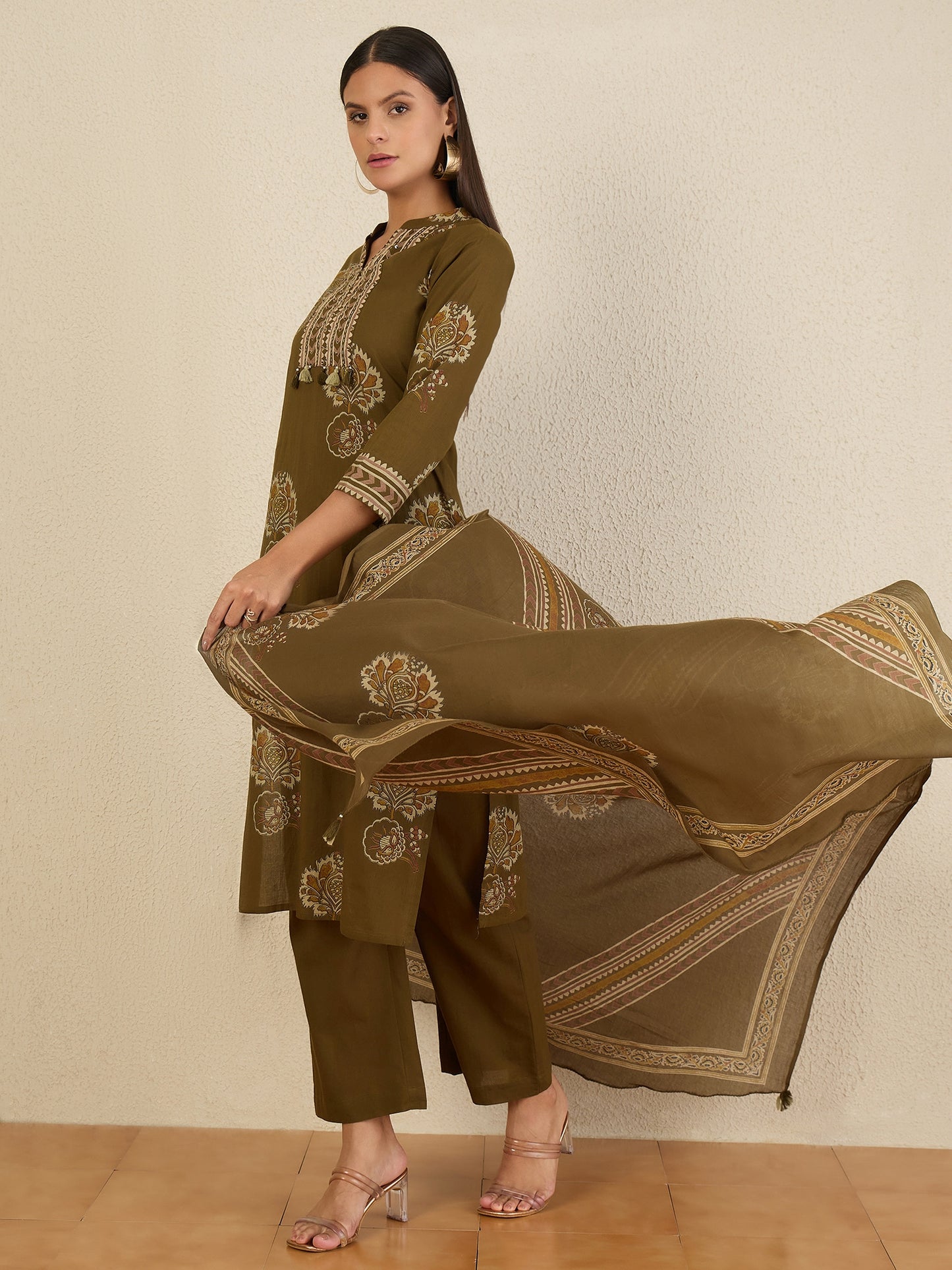 Women Ethnic Motifs Printed Regular Pure Cotton Kurta with Trousers & With Dupatta