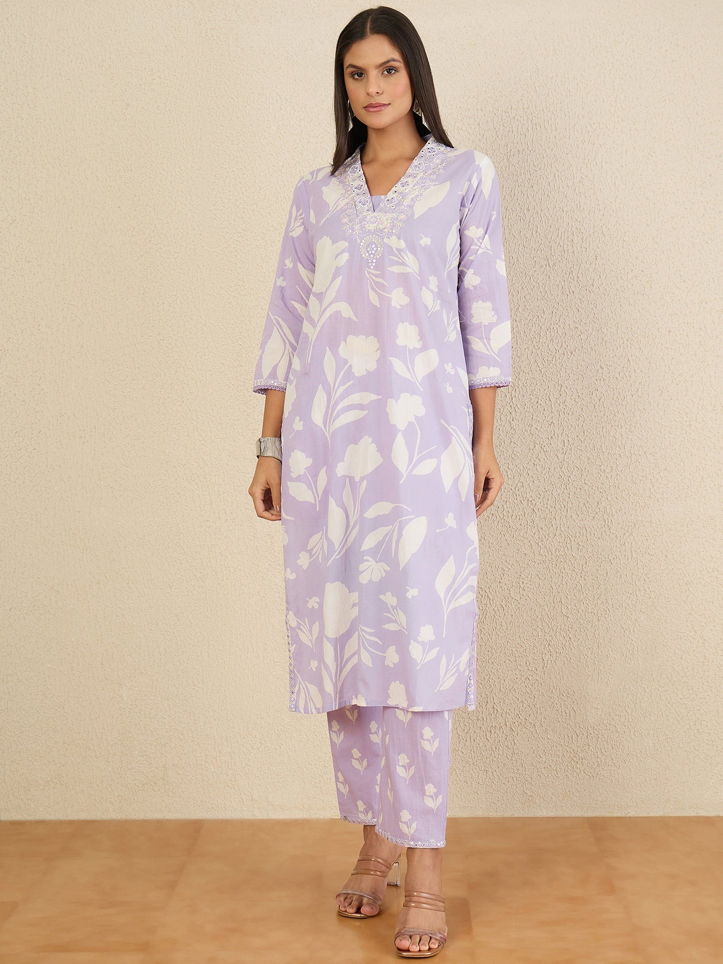 Women Floral Printed Regular Mirror Work Pure Cotton Kurta with Trousers & With Dupatta