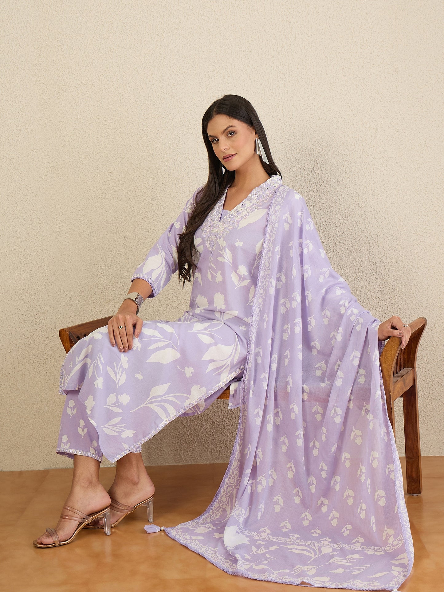 Women Floral Printed Regular Mirror Work Pure Cotton Kurta with Trousers & With Dupatta