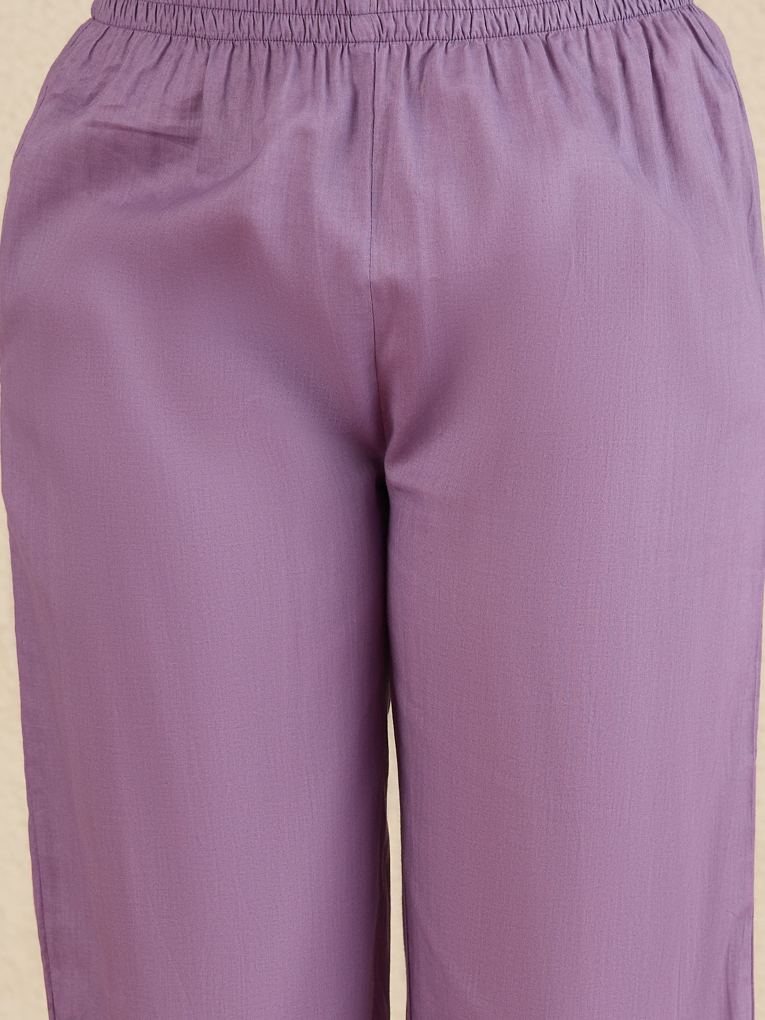 Women Floral Printed Regular Thread Work Pure Cotton Kurta with Trousers & With Dupatta