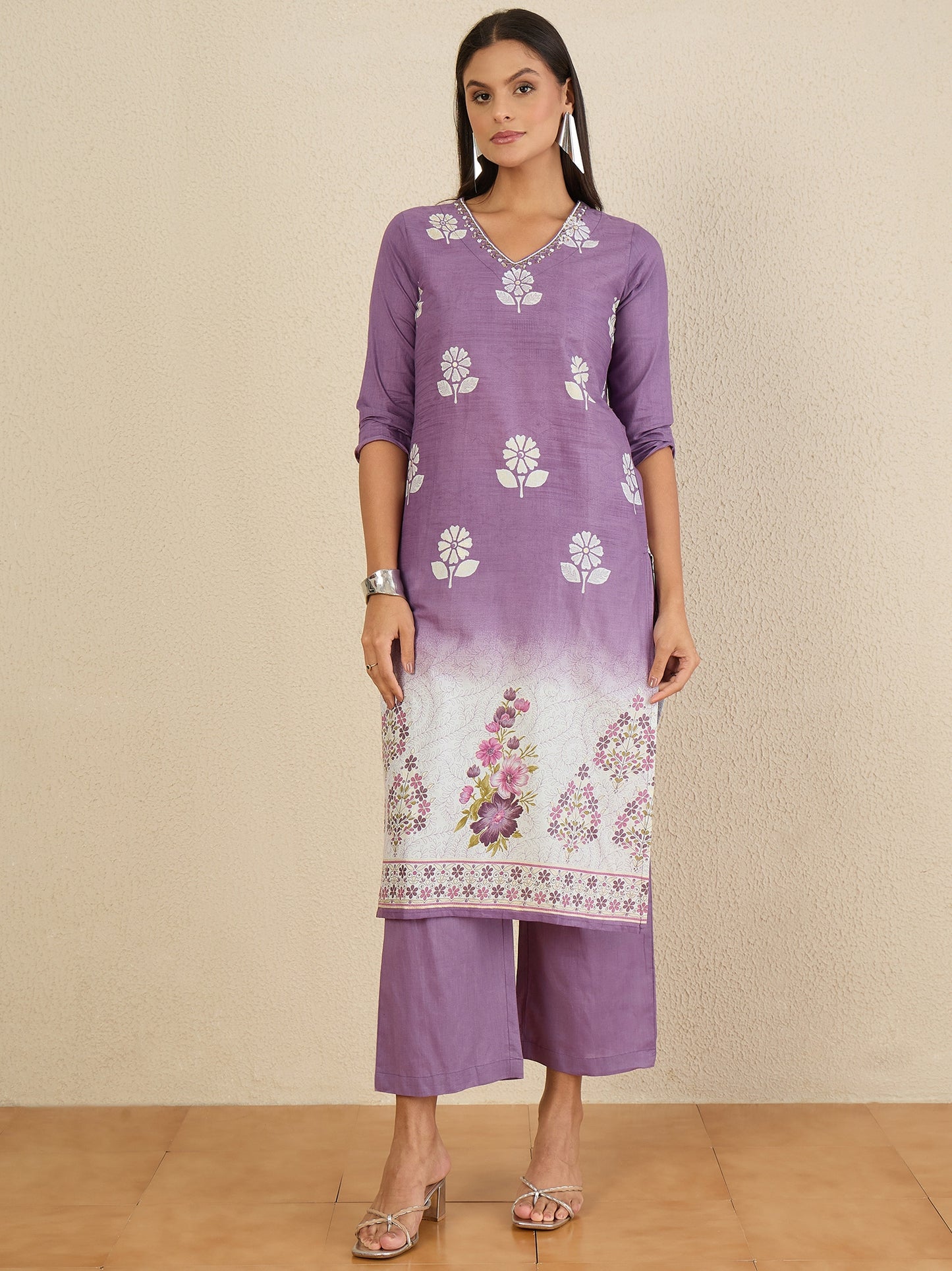 Women Floral Printed Regular Thread Work Pure Cotton Kurta with Trousers & With Dupatta