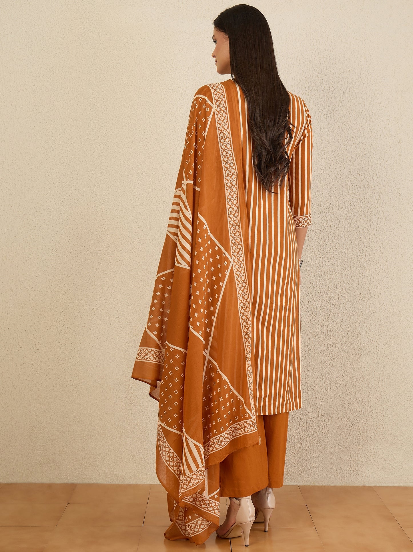 Women Printed Regular Thread Work Pure Cotton Kurta with Palazzos & With Dupatta