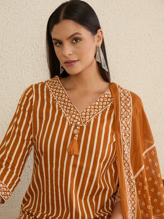 Women Printed Regular Thread Work Pure Cotton Kurta with Palazzos & With Dupatta