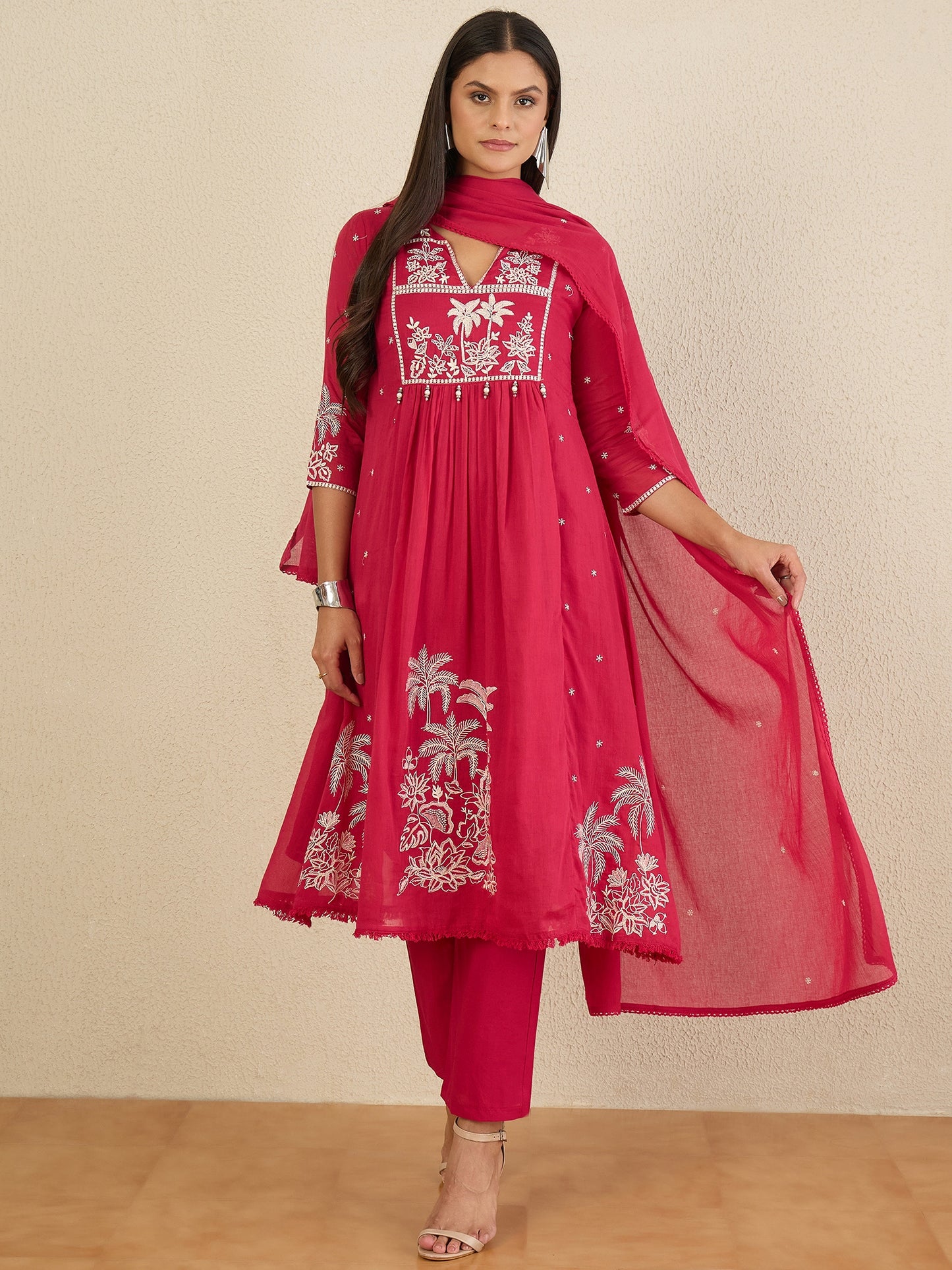 Women Ethnic Motifs Embroidered Empire Thread Work Kurta with Trousers & With Dupatta