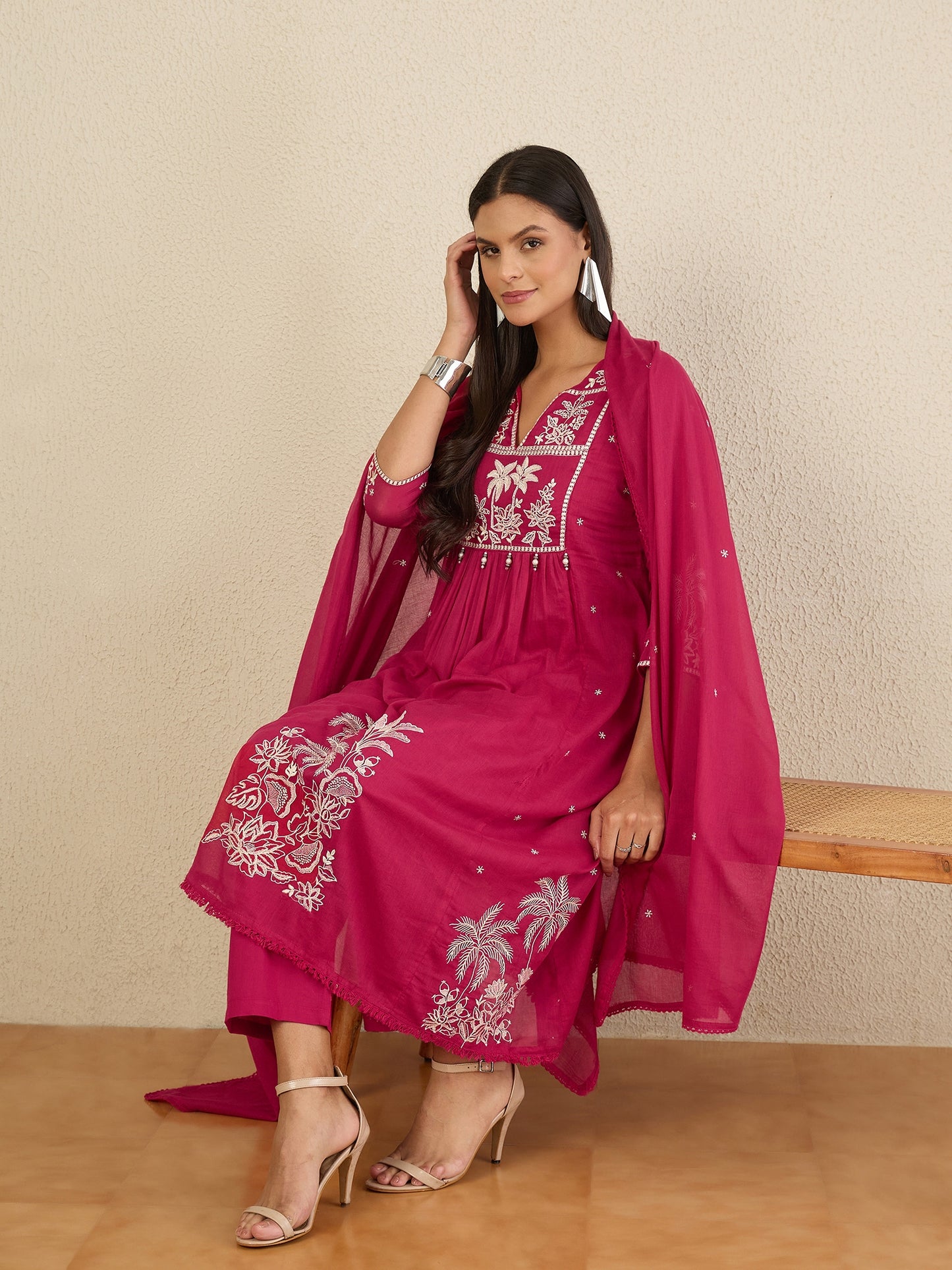 Women Ethnic Motifs Embroidered Empire Thread Work Kurta with Trousers & With Dupatta