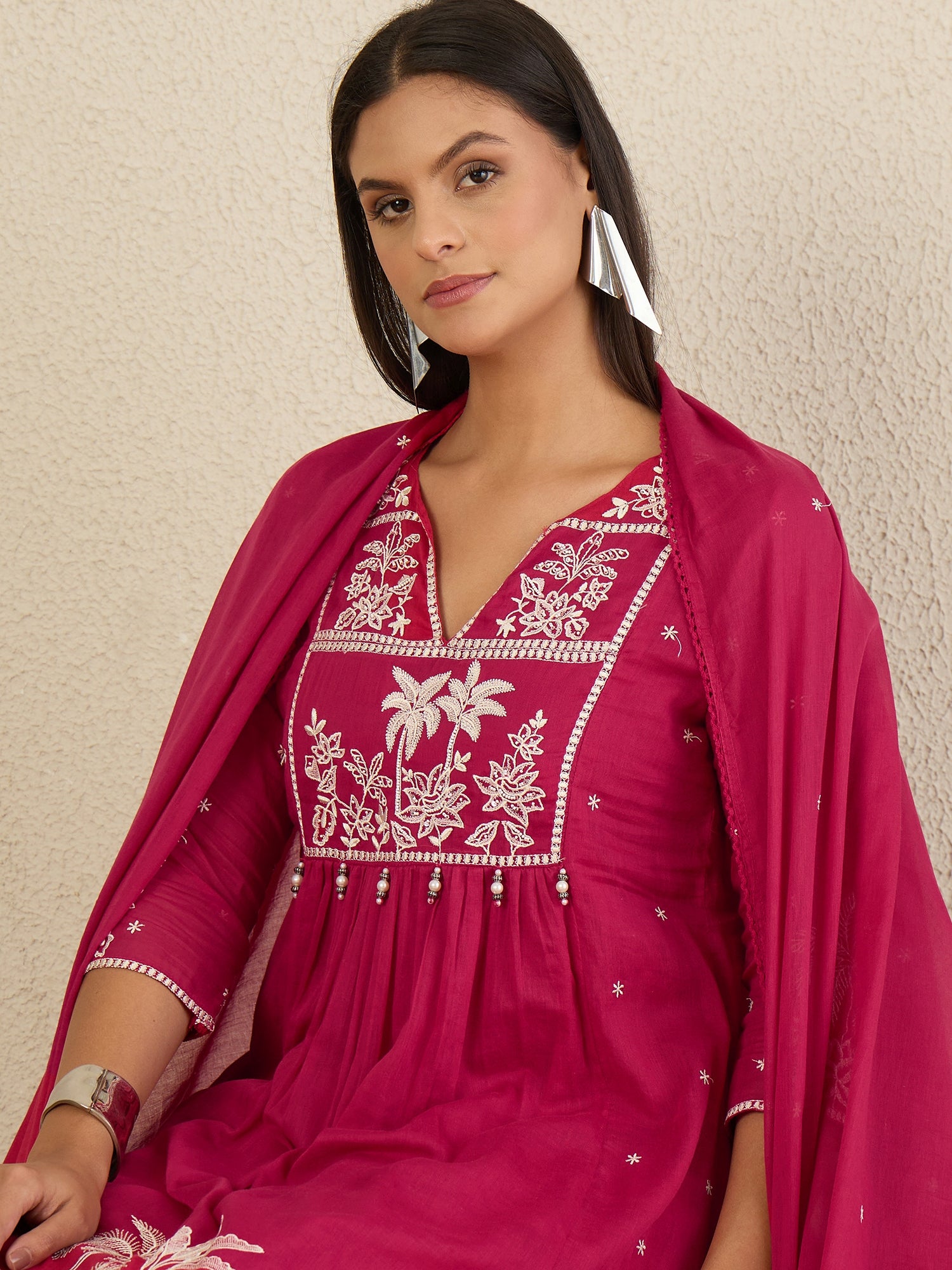 Women Ethnic Motifs Embroidered Empire Thread Work Kurta with Trousers & With Dupatta