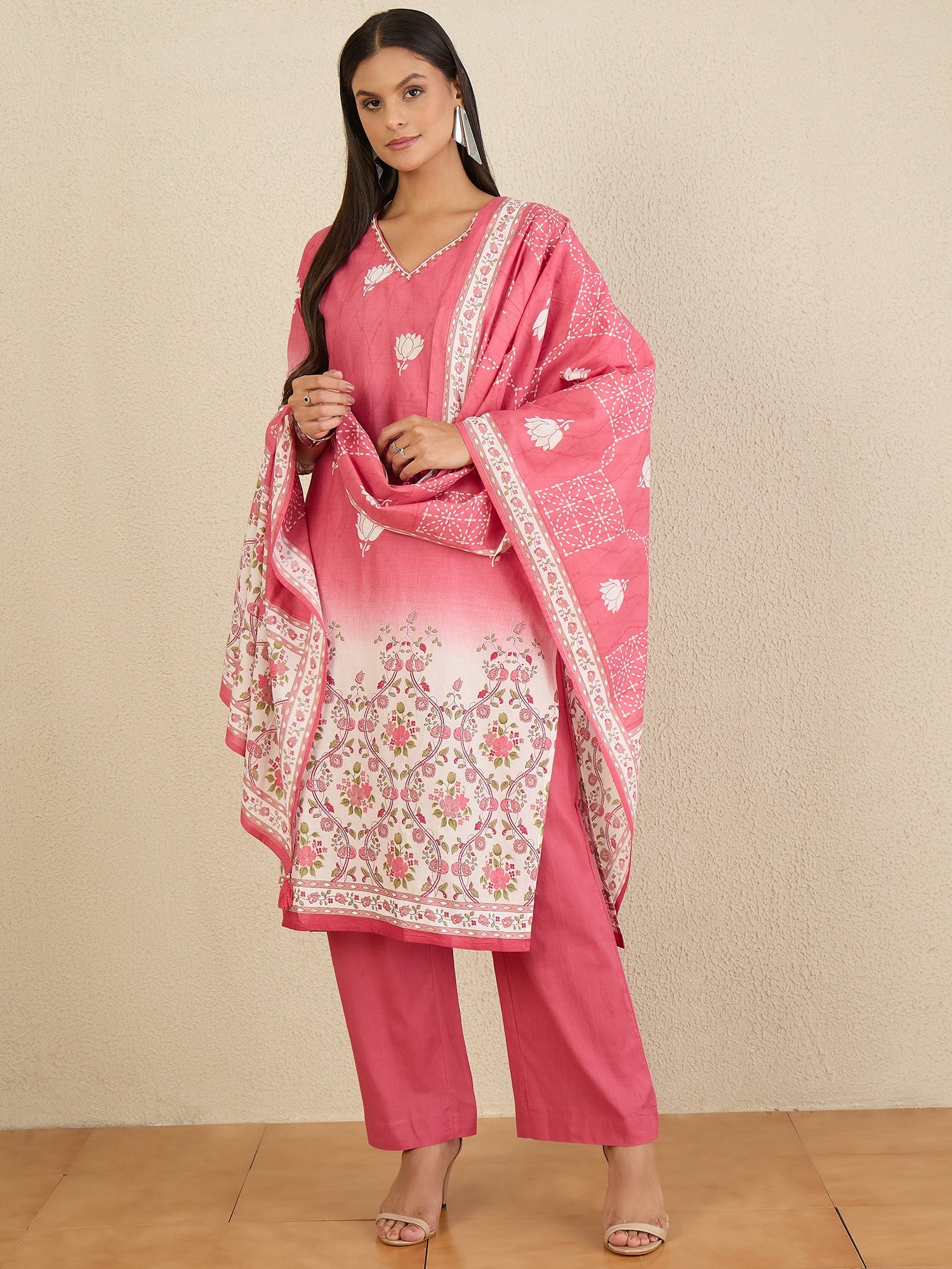 Women Floral Printed Regular Pure Cotton Kurta with Trousers & With Dupatta