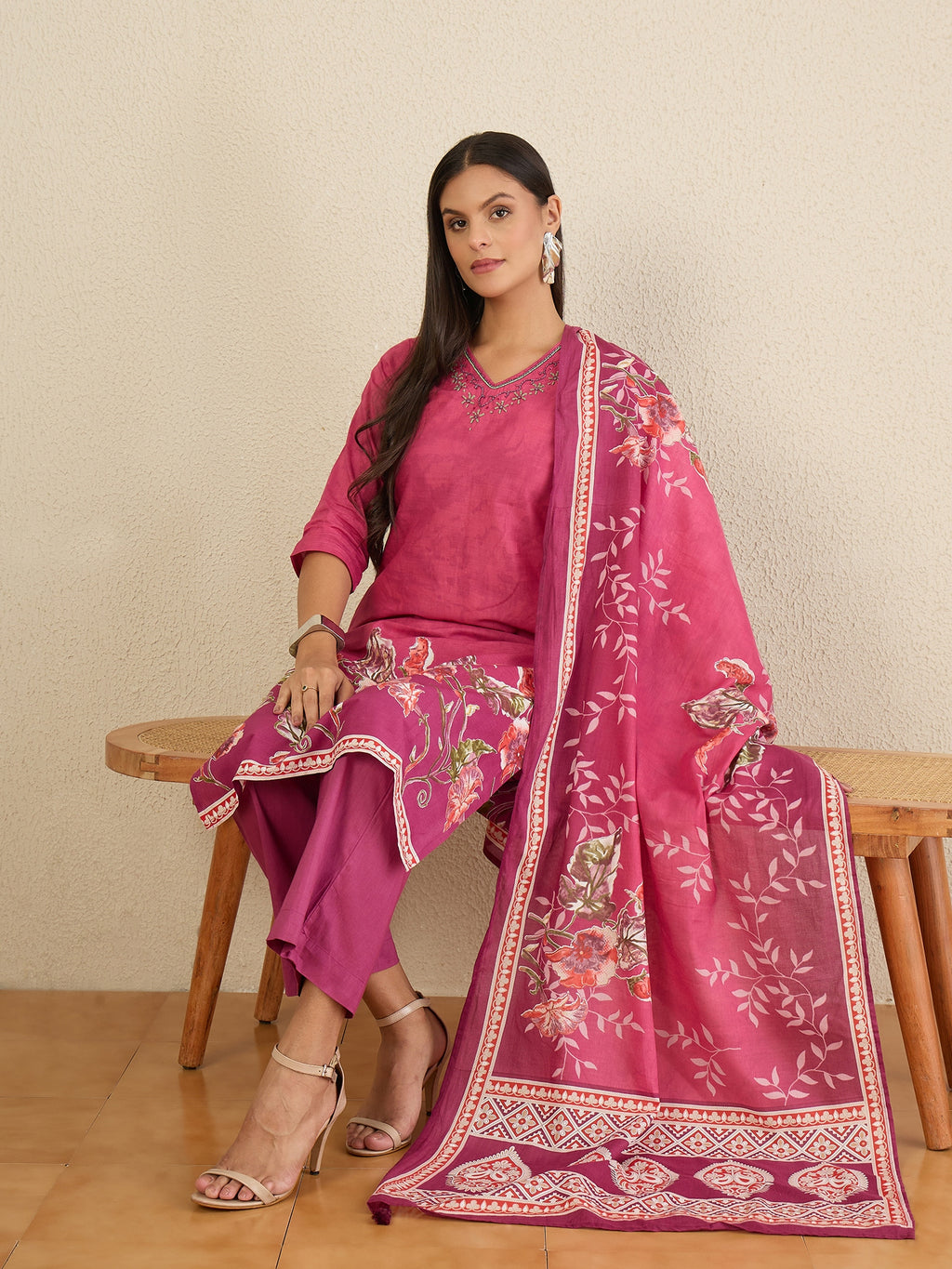 Women Floral Printed Regular Thread Work Pure Cotton Kurta with Trousers & With Dupatta