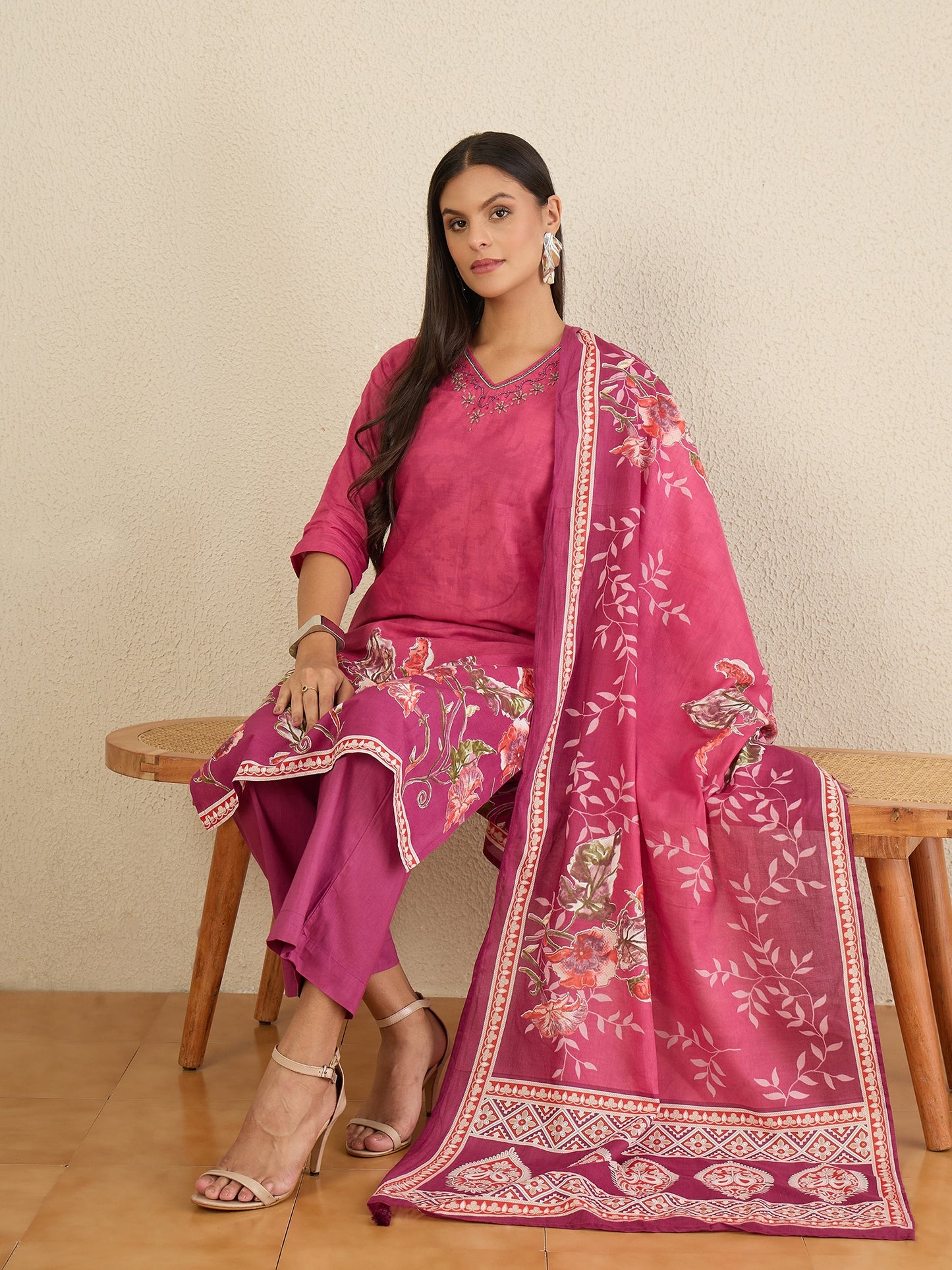 Women Floral Printed Regular Thread Work Pure Cotton Kurta with Trousers & With Dupatta