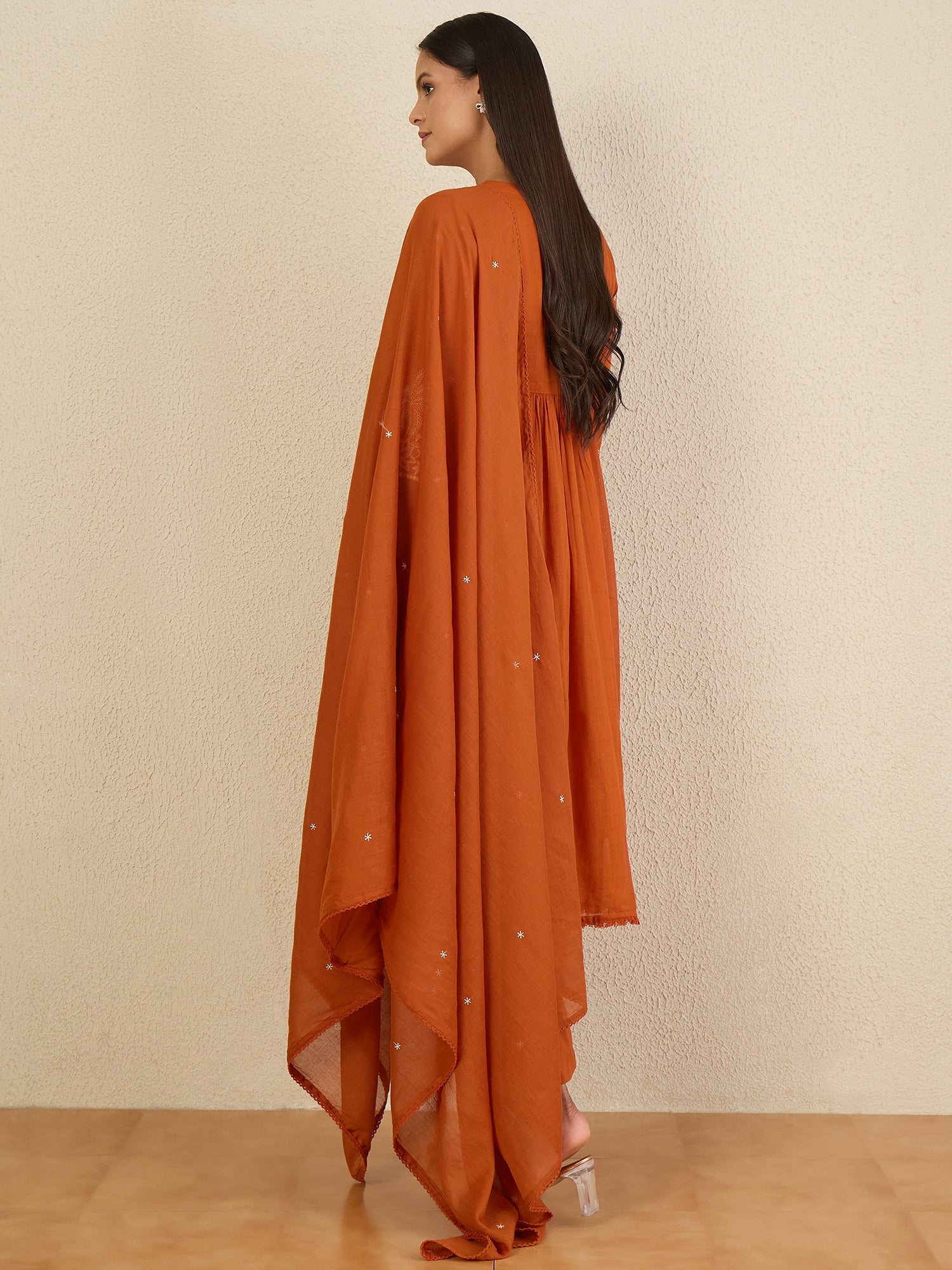 Women Ethnic Motifs Embroidered Empire Thread Work Kurta with Trousers & With Dupatta