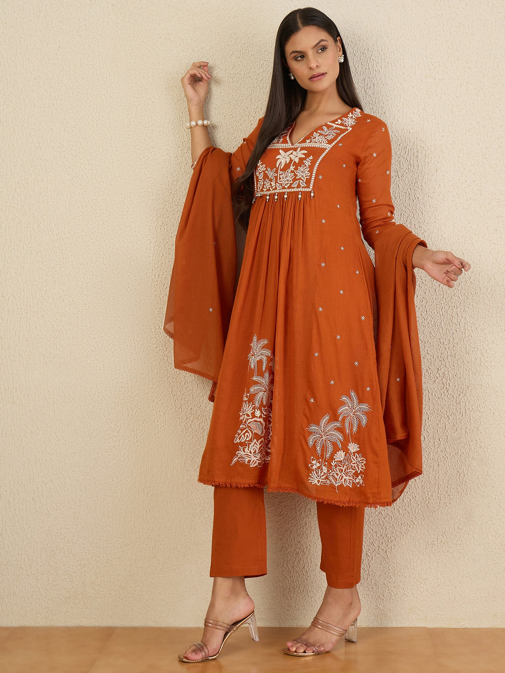 Women Ethnic Motifs Embroidered Empire Thread Work Kurta with Trousers & With Dupatta